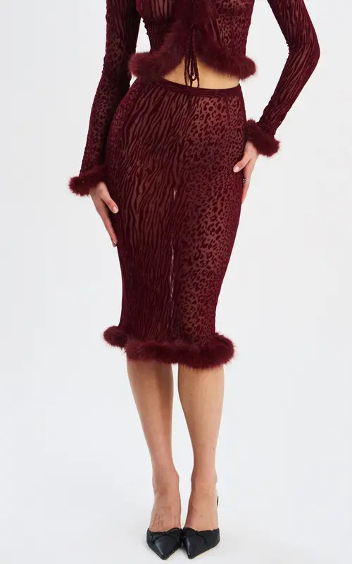 Miss Circle Haliia Burnout Velvet Faux Fur Trim Skirt in Burgundy at Nordstrom, Size Xx-Large | Nordstrom