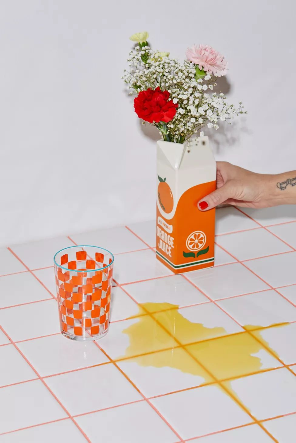 ban.do Rise & Shine Orange Juice Vase | Urban Outfitters (US and RoW)