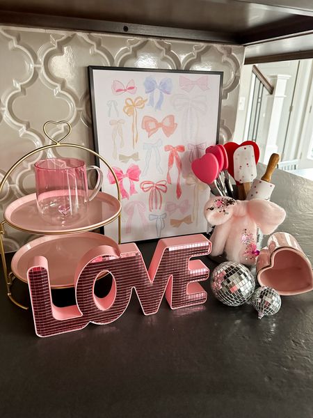 Bow print, bows, valentine decor, tiered tray, target valentines, valentines bow

#LTKhome #LTKSeasonal