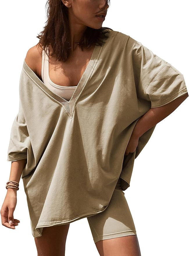 UANEO 2 Piece Outfits for Women Oversized Biker Shorts Sets Hot Shot Reversible Set Tracksuit | Amazon (US)