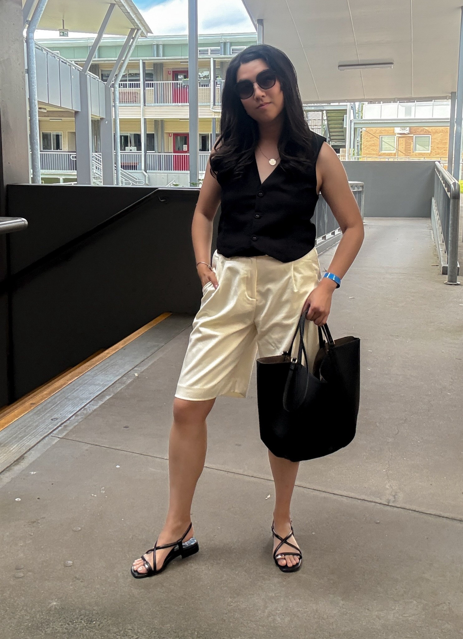 Chic mom fit with my new favourite Bermuda shorts !  #bermudashorts #chicmomoutfit #summerootd #summerwear 

#LTKmodest #LTKsummer #LTKaustralia