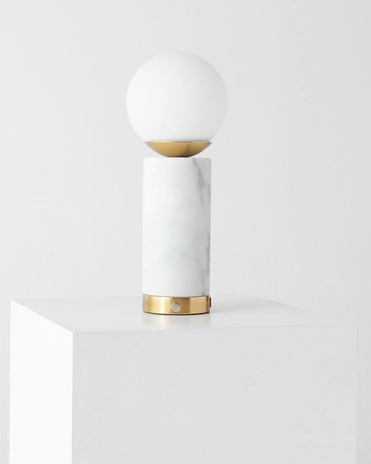 Aspen USB Table Lamp | Brightech