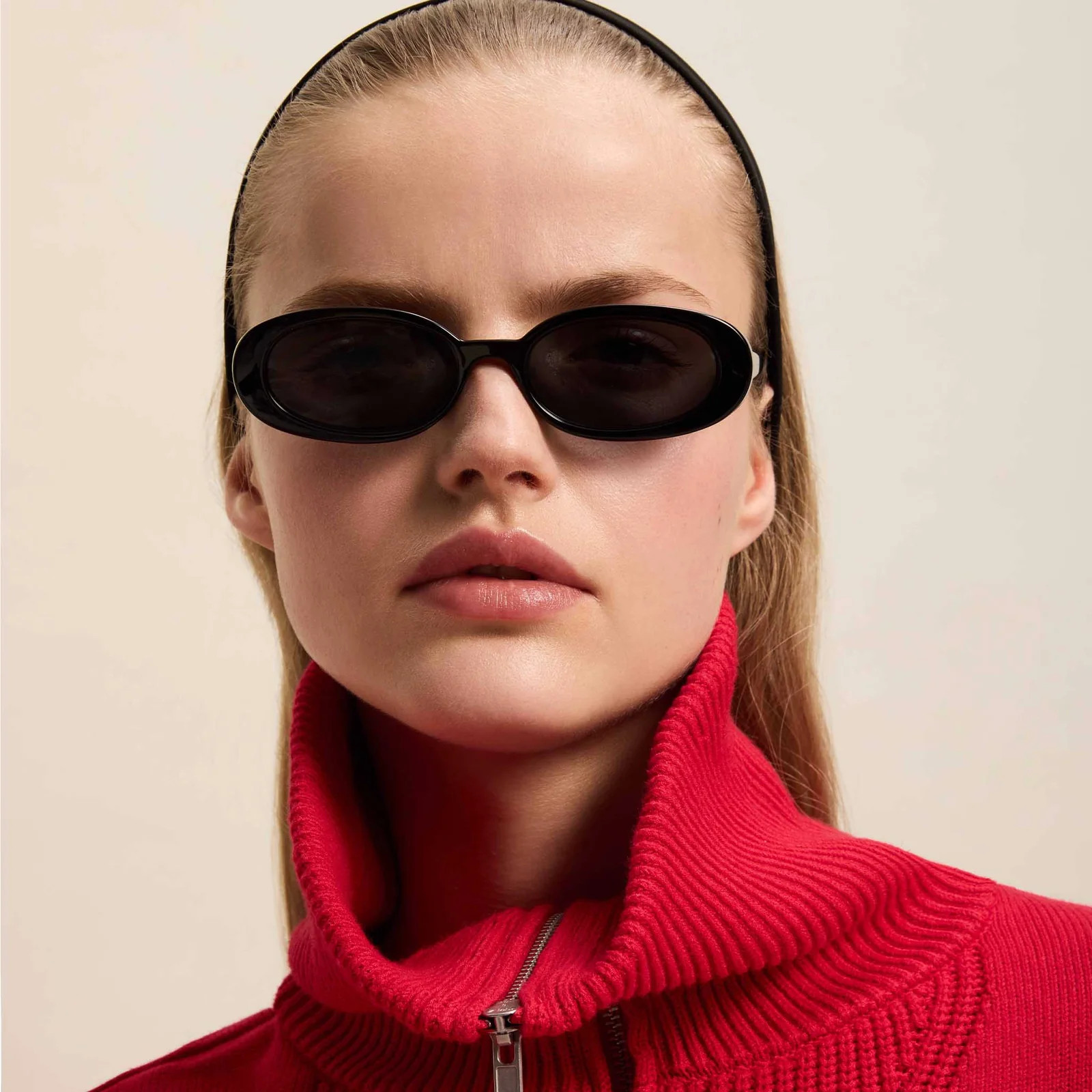 OUTTA LOVE | BLACK
              



Rated 4.9 out of 5







661 Reviews
Based on 661 reviews

... | Le Specs (US)