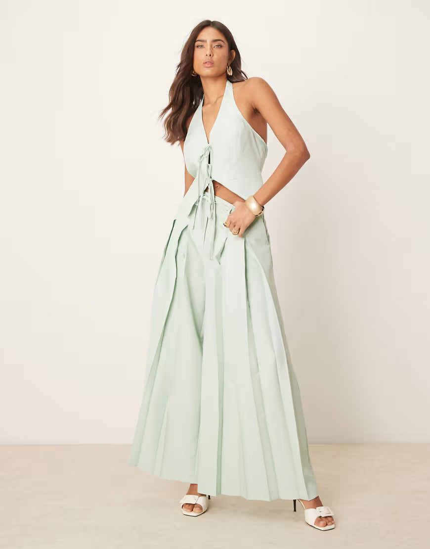 ASOS DESIGN tailored ultra wide leg pants with pleat detail in pistachio - part of a set-Blue | ASOS (Global)