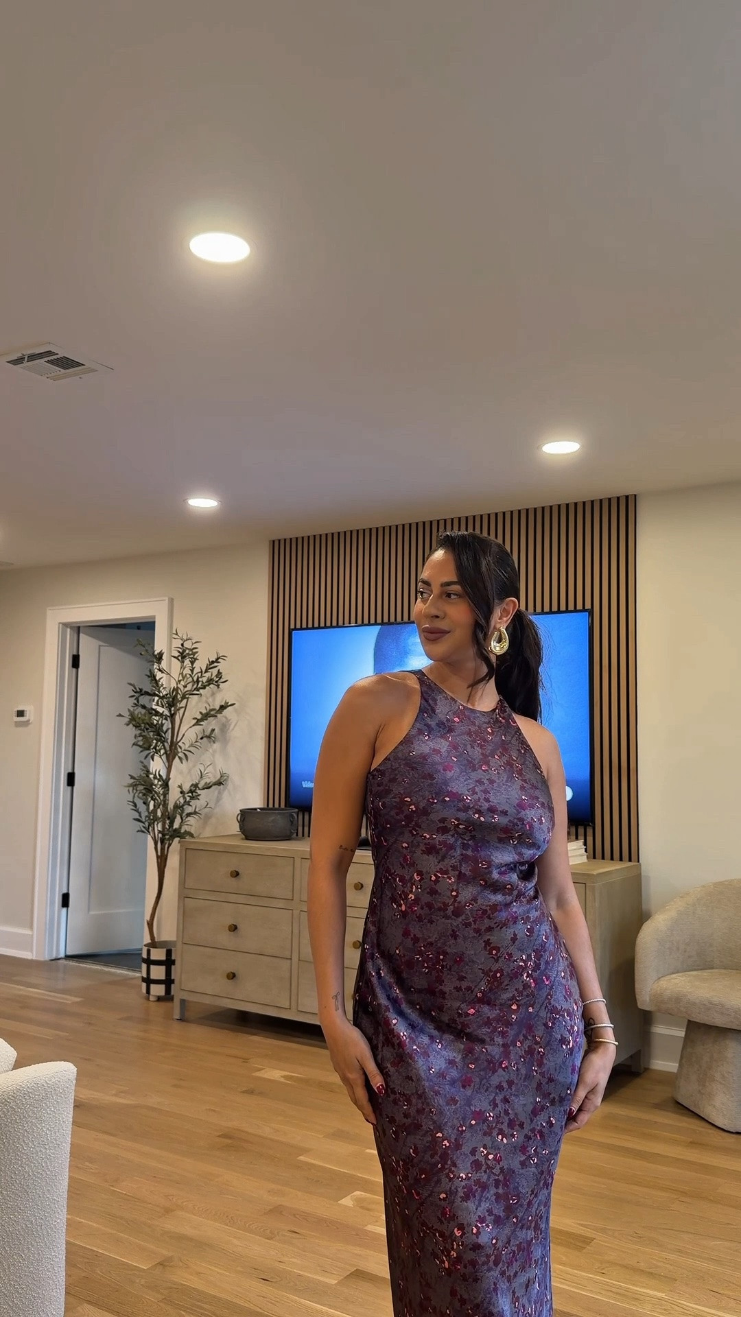 Off to dinner with Cerave and the dress code was PURPLE. Found this fall satin dress at Macys and paired it with some brown sandals. She’s stunning 🤍✨

Wedding dress inspo, fall wedding dress, date night dress

#LTKgrwm #LTKootd #LTKmomlife