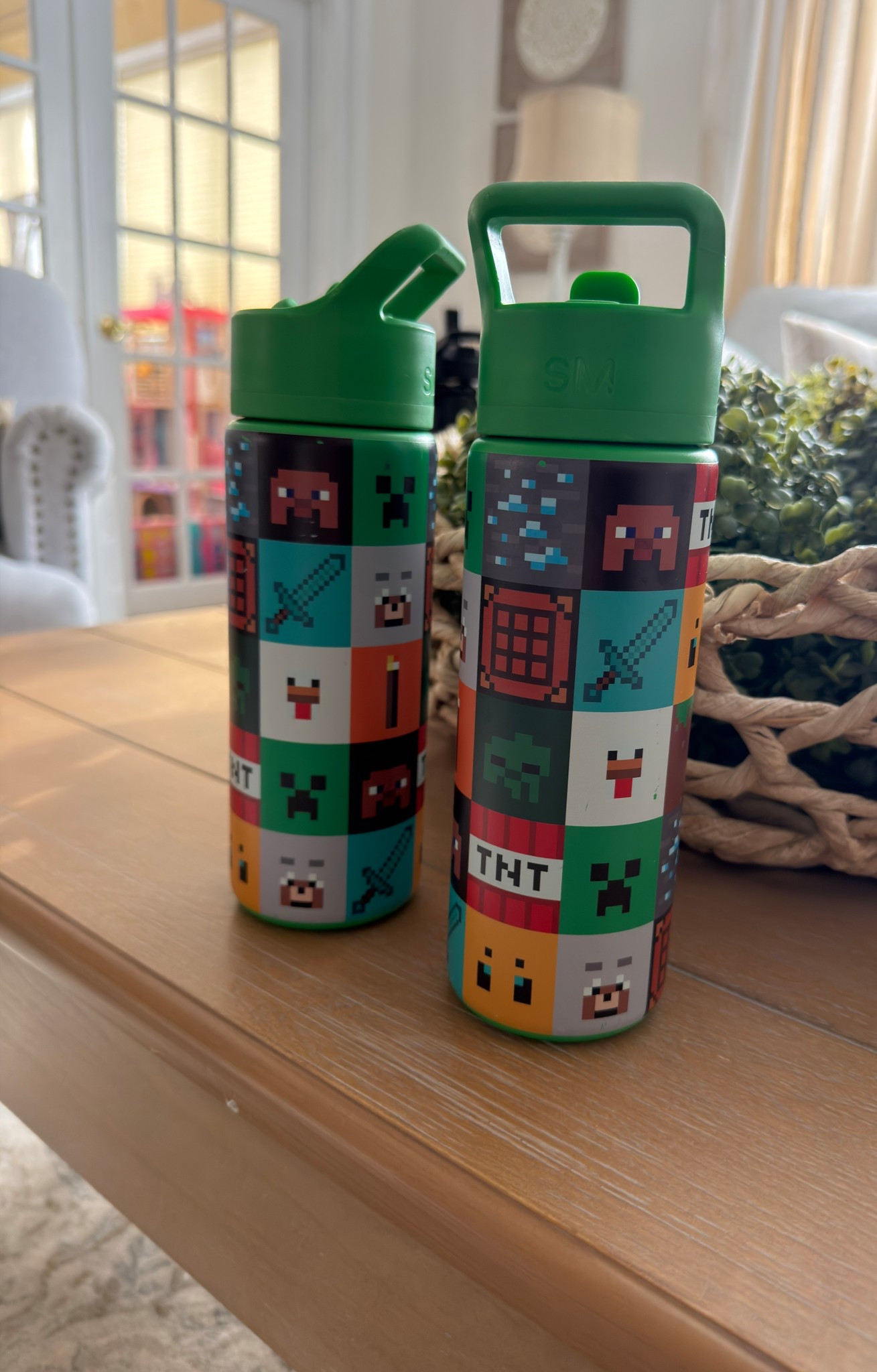 I love these simple modern water bottles/tumblers for kids! These are leakproof, which I why I am obsessed with them. I can throw them in my bag or put them in their backpacks without worrying about it leaking!

#kidstumbler #leakprooftumbler #momapproved #kidsmusthaves #modernmom #momlifeessentials #parentingfinds #momfavorites #everydaymom #ltkhome #ltkfamily #ltkunder50 #momfinds

#LTKKids #LTKmomlife
