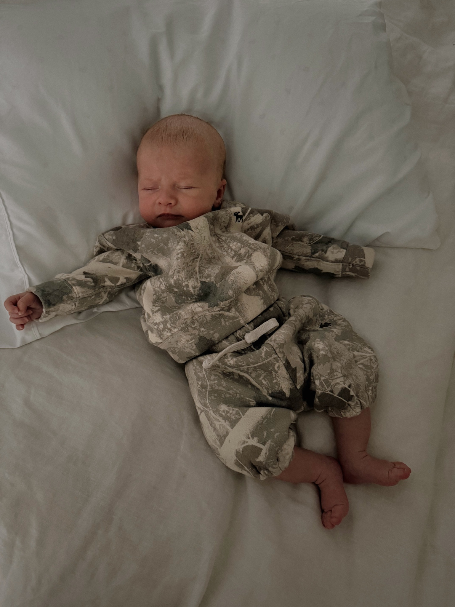 matching camo for baby + dad 🤍 

#LTKdayinmylife #LTKBaby
