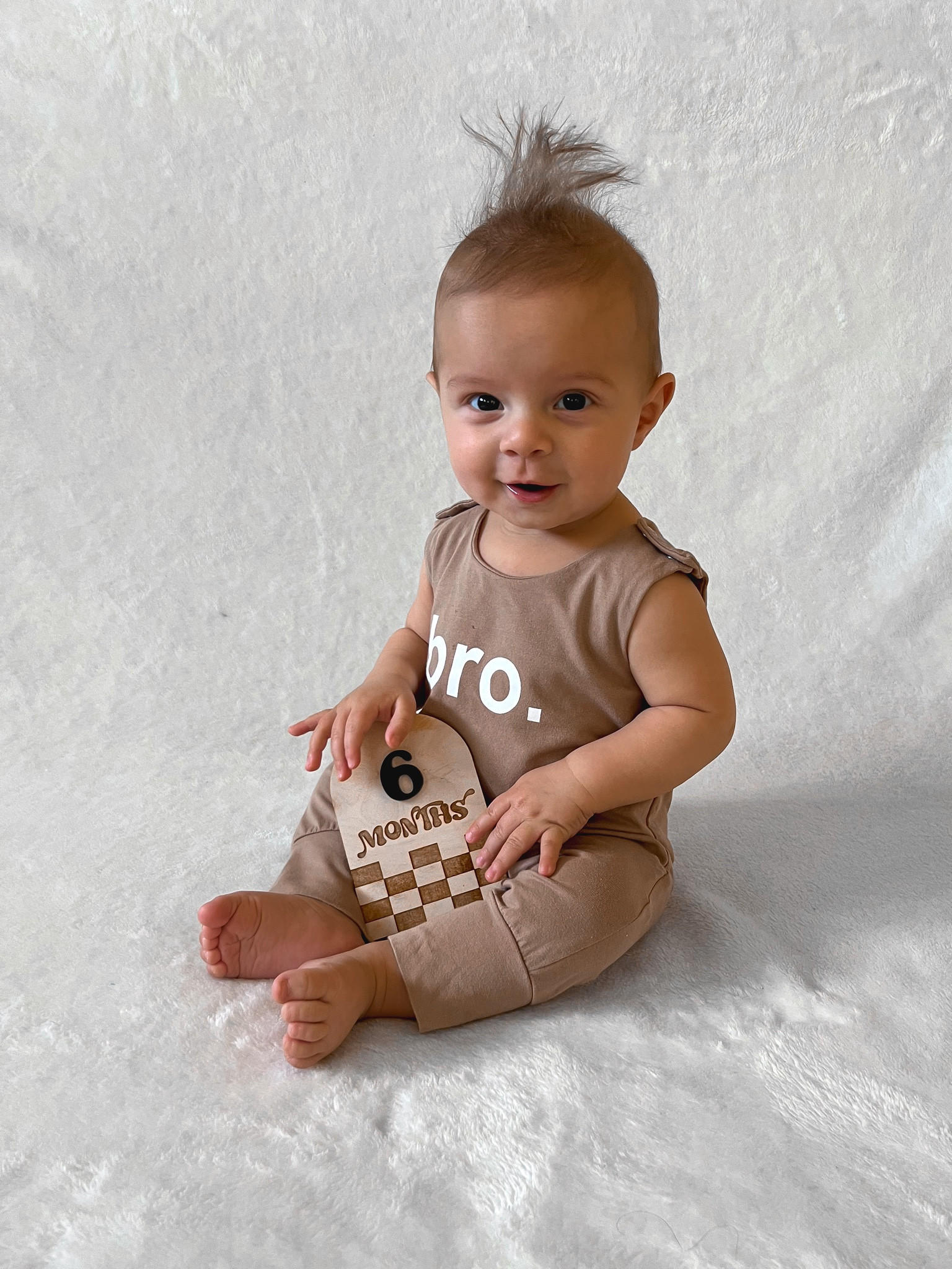 Baby boy style, baby brother outfit, Amazon baby finds, Etsy finds, baby monthly milestone markers, baby shower gift, baby boy registry, checkered, bro, Amazon baby clothes

#LTKbaby #LTKkids #LTKfamily