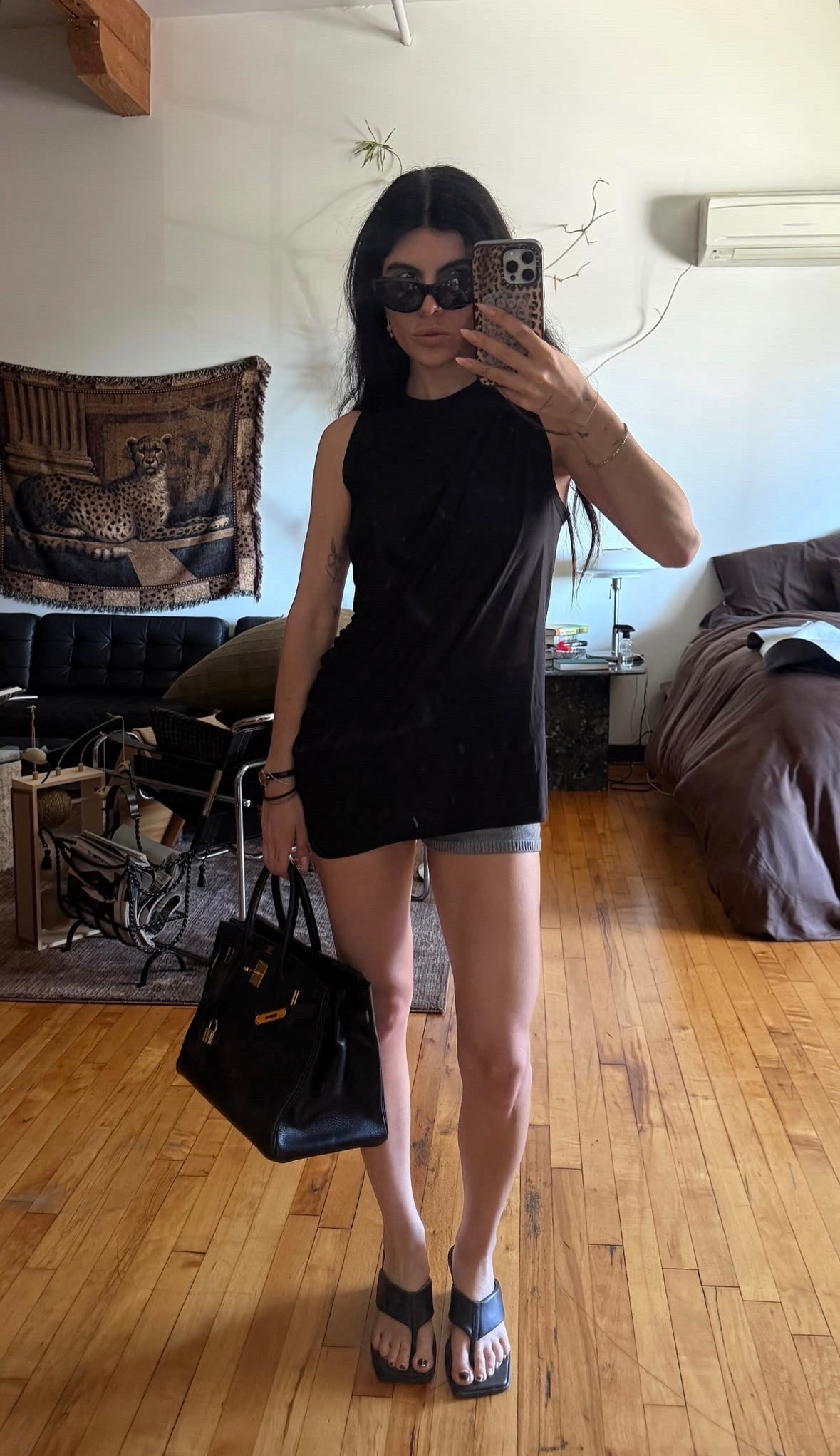 A quick but chic ensamble 

Casual ootd, San Diego outfit style inspo, elevated basics, elevated style, elevated casual, casual chic, chic style

#LTKootd #LTKgrwm