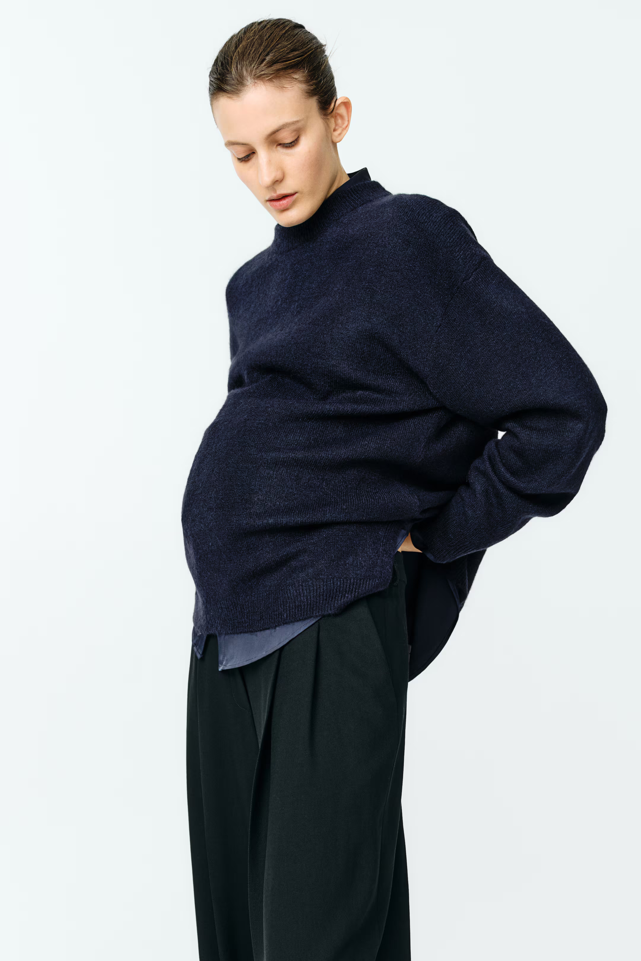 MAMA Slit-Hem Sweater | H&M (US + CA)