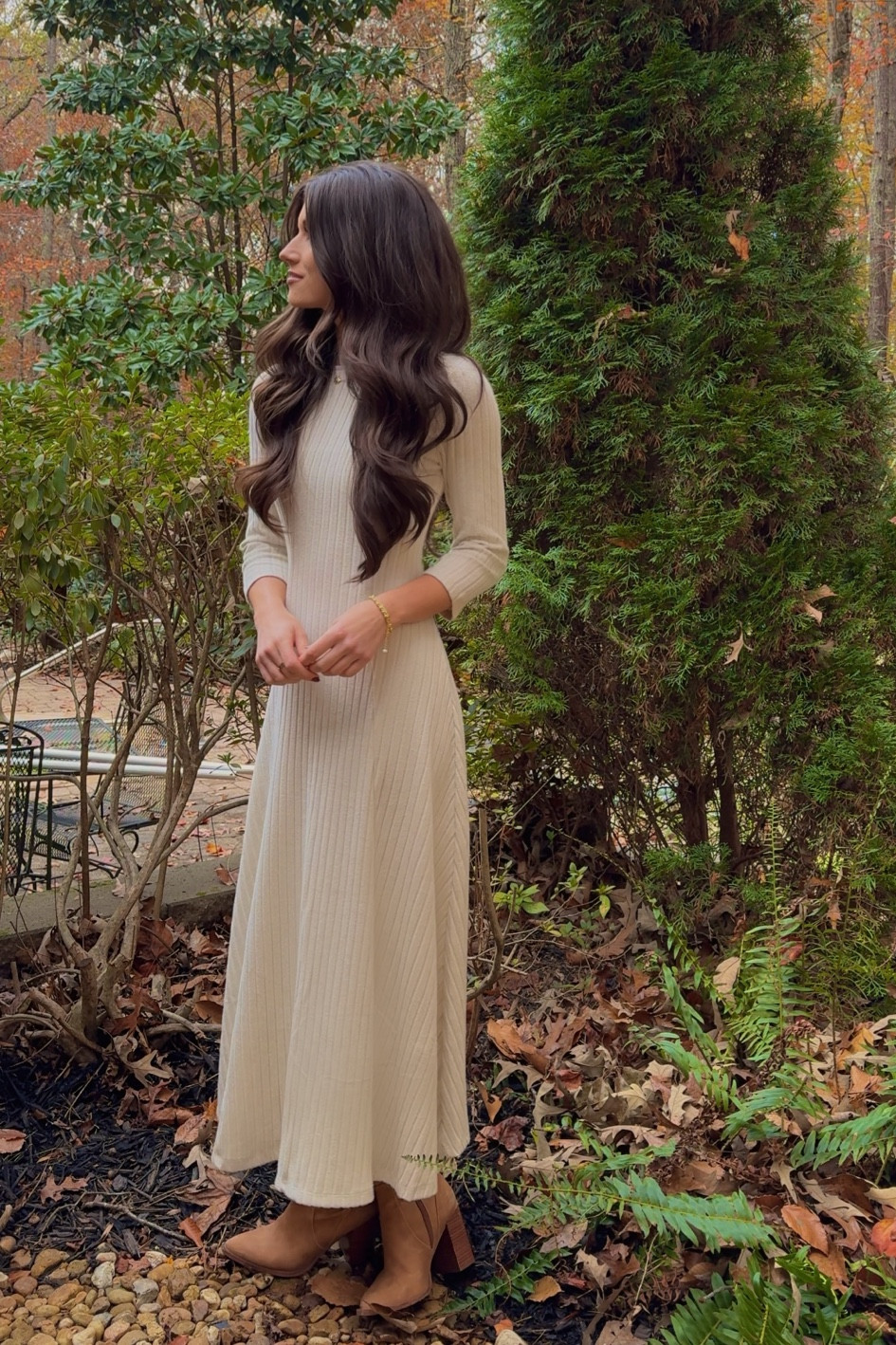 This knit midi dress from Old Navy is the ultimate fall staple! For like a glove— wasn’t too tight or too loose! I was shocked it was only $25!!! 👏🏼👏🏼  

I’m 5’1 & wearing size XS petite!

(I linked the curling iron I use as well!)

#LTKStyleTip #LTKSaleAlert #LTKCyberWeek