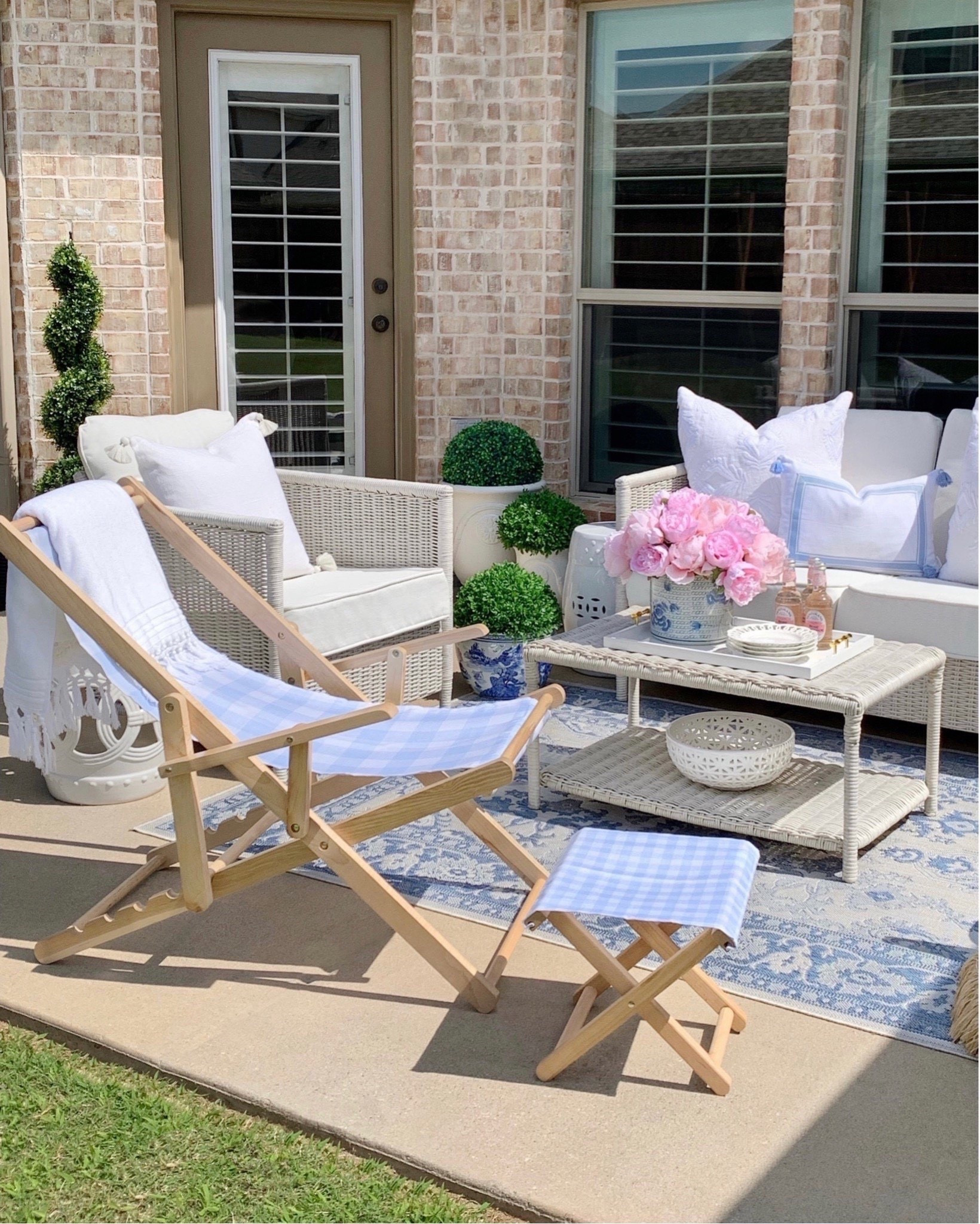 Outdoor patio