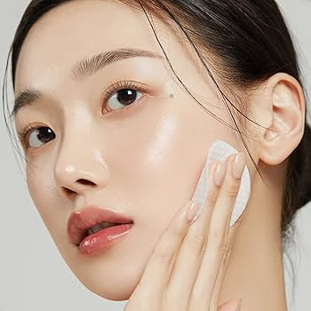 Medicube Zero Pore Pads 2.0, Dual-Textured Facial Toner Pads for Exfoliation and Pore Care with 4... | Amazon (US)