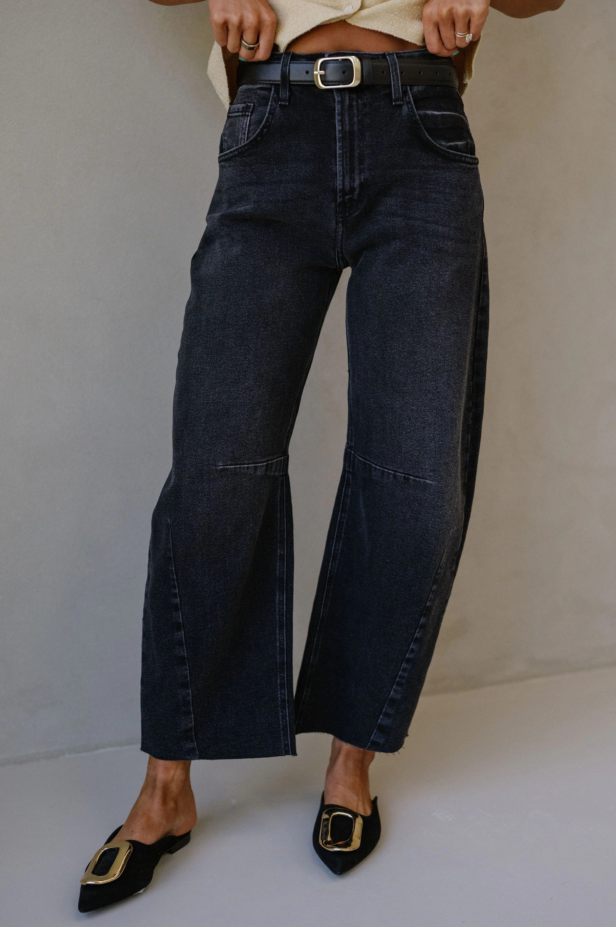 Matthew Barrel Jeans-Washed Black | These Three