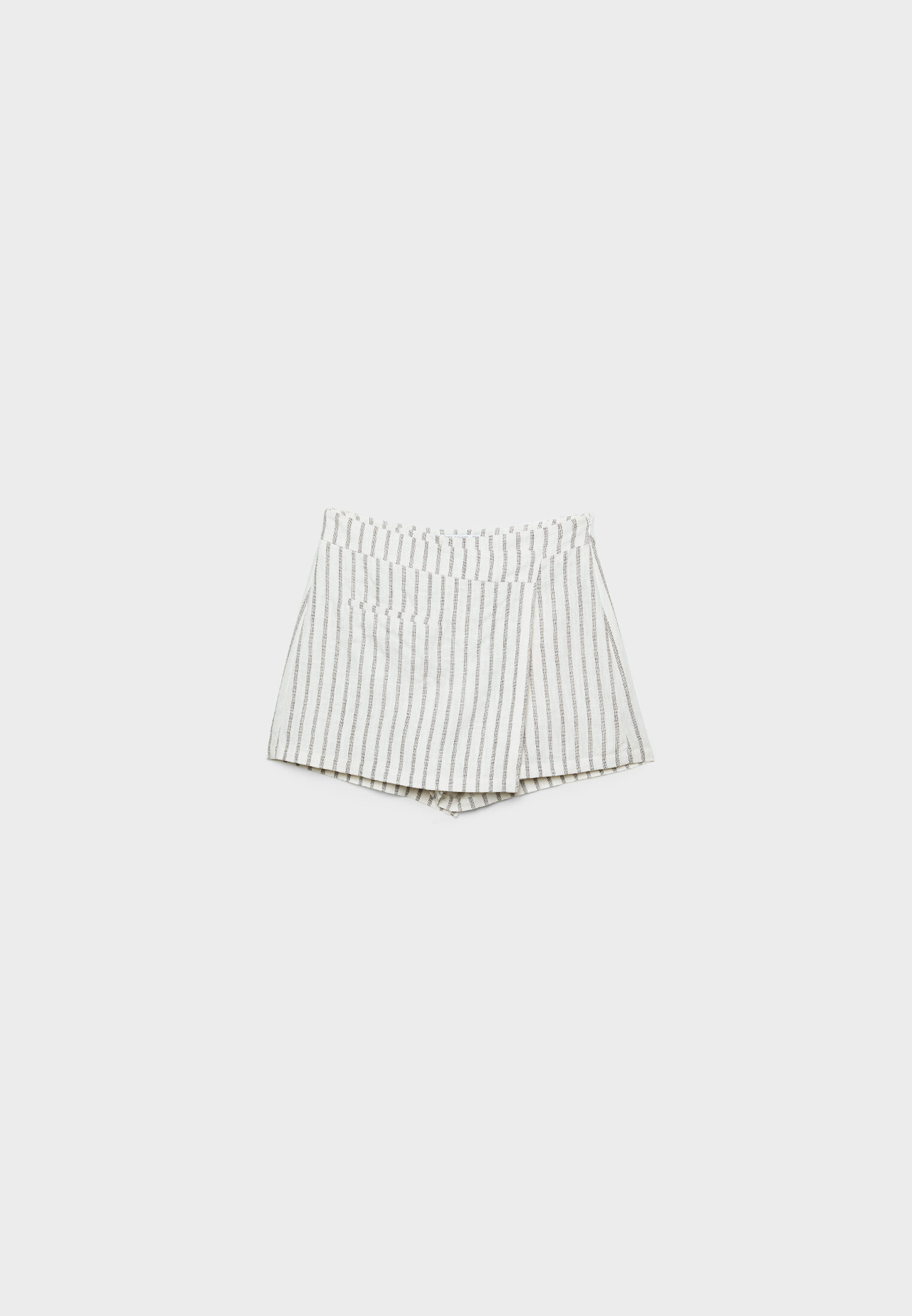 Striped linen blend crossover skort - Women's fashion | Stradivarius United Kingdom | Stradivarius (UK)