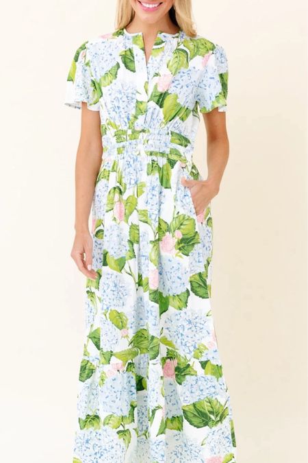 Spring hydrangea dress runs true to size came purse blue slides 

#LTKshoecrush #LTKSeasonal #LTKstyletip