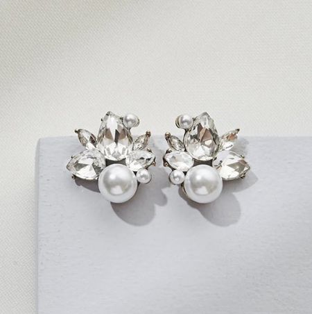 Bridesmaid gift idea: earrings from Olive + Piper! Mix and match from so many different style options!

Earrings | bridesmaid gift | gift for bridal party | stud earrings | pearl earrings | diamond and pearl | bridesmaid jewelry 

#LTKGiftGuide #LTKwedding #LTKstyletip
