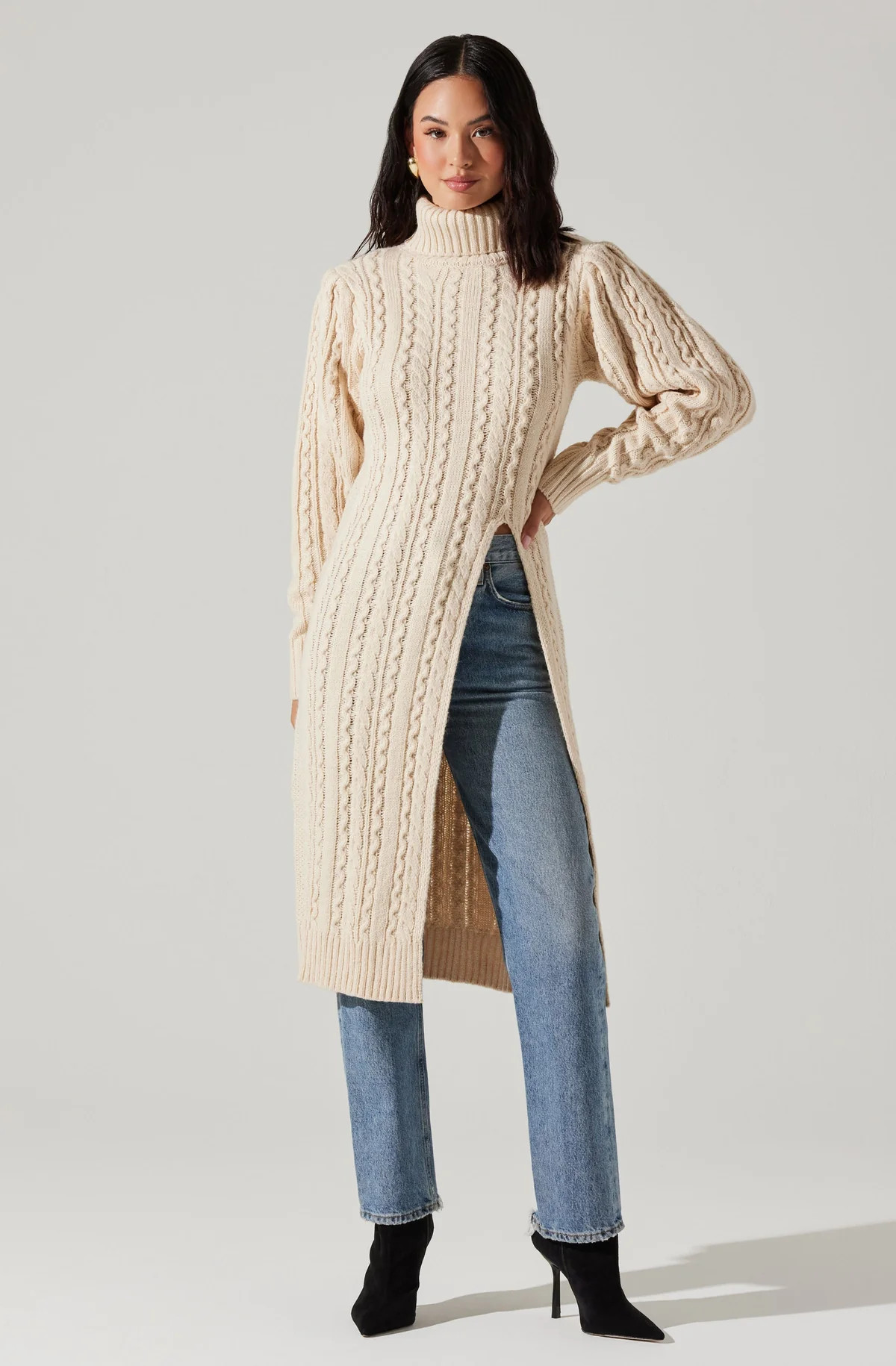 Hi Slit Cable Knit Sweater | ASTR The Label (US)
