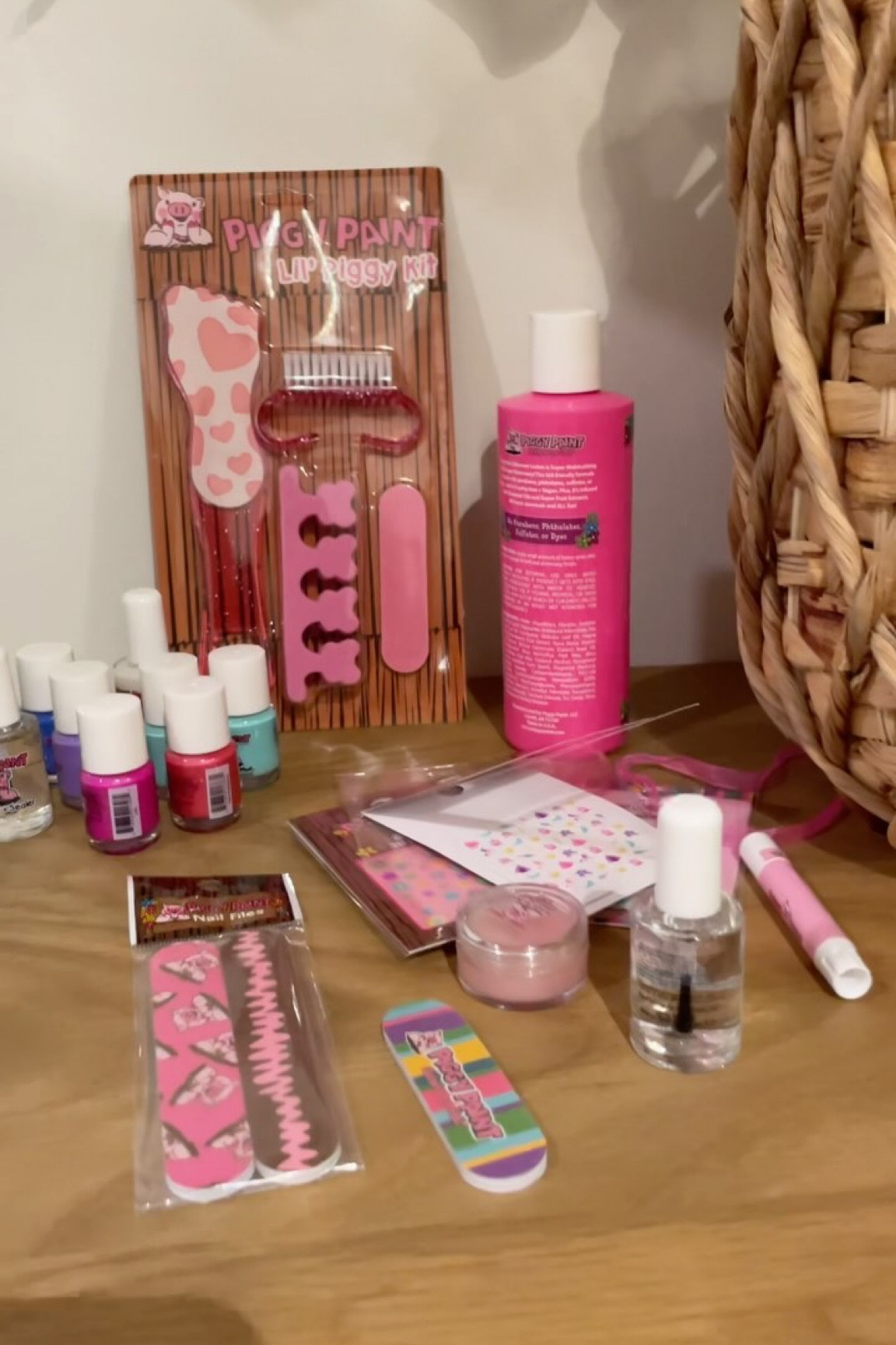 My new job position is to be a personal nail technician and so far she is my favorite nail client. 🤪💅🏽 

This week @piggypaint has a sale on all their gift sets. They make the best gifts for your special little girl. 💗 Head over to my stories for a direct link to all of our favorite sets or comment “gift sets” and I will dm you the link. 😊 

#piggypaintnailpolish #nailtech #nontoxic #piggypaint