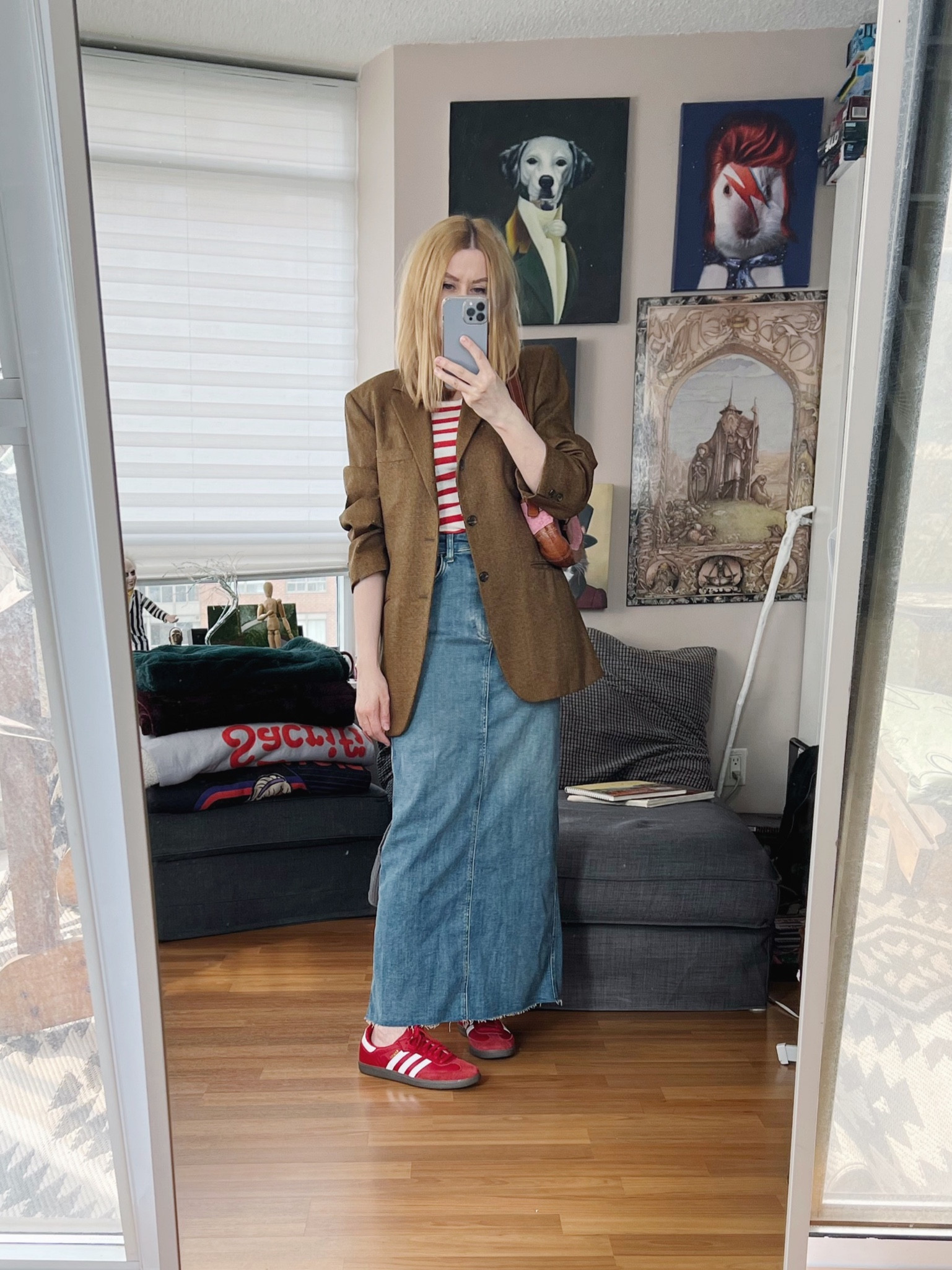 Same tank as a few days ago. It’s my $8 Walmart tank top. 
Handbag and blazer secondhand.
•
.  #StyleOver40  #denimmaxi  #vintagecoach #adidassambas  #vintagebag #poshmarkfind  #thriftfind #secondhandFind #FashionOver40  #MumStyle #genX #genXStyle #torontostylist #shopSecondhand #genXInfluencer #WhoWhatWearing #genXblogger #secondhandDesigner #Over40Style #40PlusStyle #Stylish40s #styleTip  #HighStreetFashion #StyleIdeas


#LTKFind #LTKshoecrush #LTKstyletip