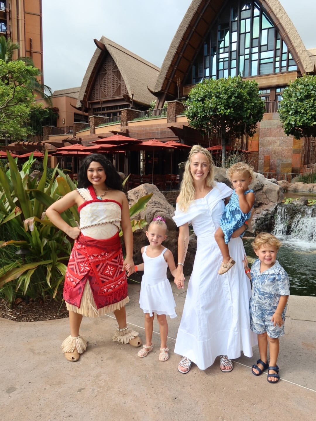 What we wore in Hawaii 🤍🩵✨

#LTKootd #LTKmomlife #LTKKids