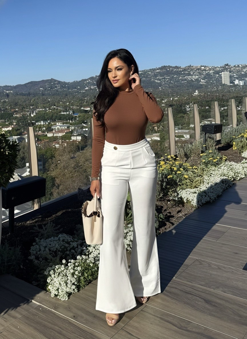 The perfect pairing: chocolate brown and crisp cream. These wide-leg trousers are giving major boss-babe energy! Shop the full look for the office (or brunch)! 

#LTKdayinmylife #LTKTravel