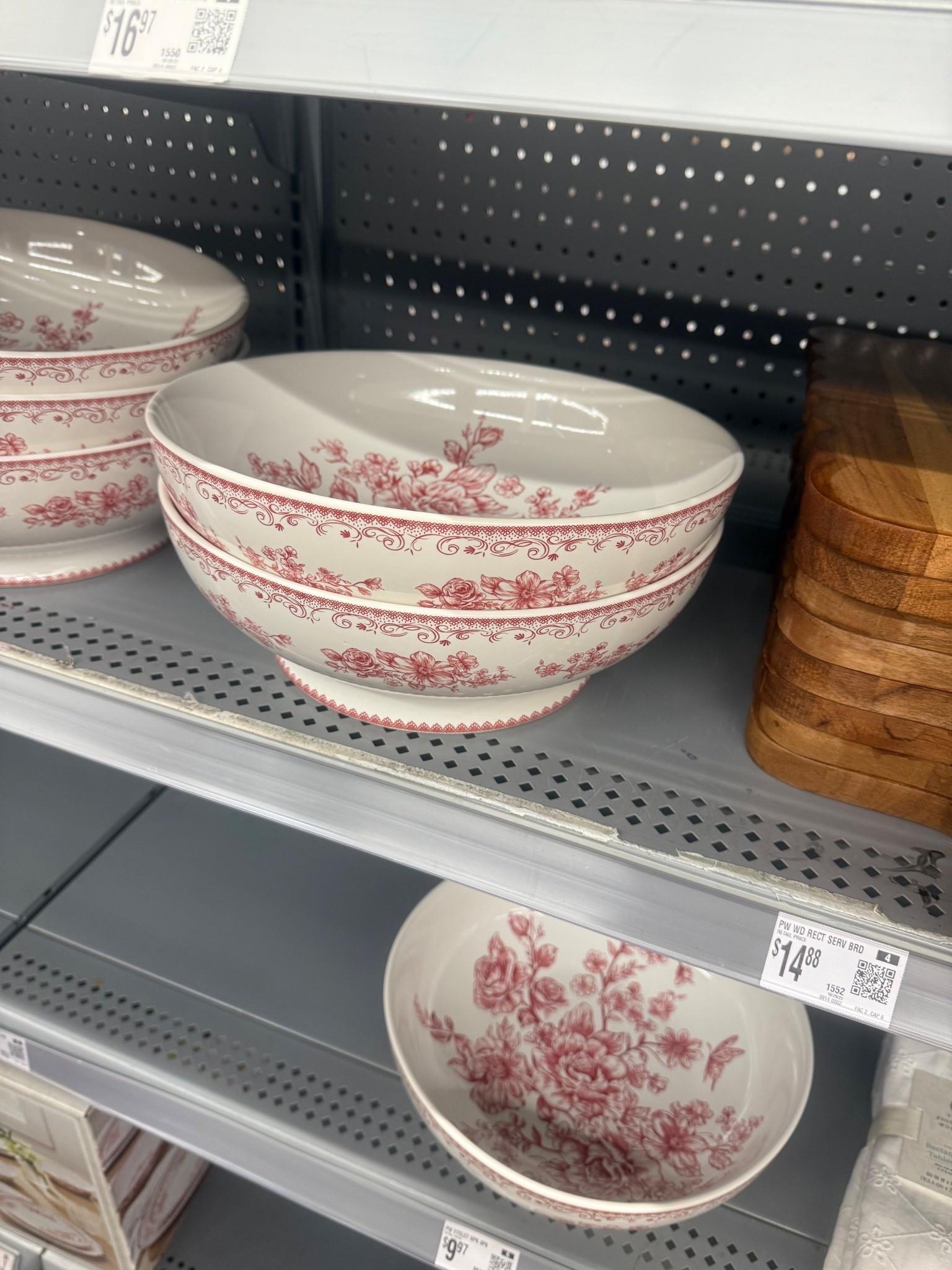 Vintage inspired dinnerware, bowls perfect for tablescape 

#LTKHoliday #LTKHome #LTKParties