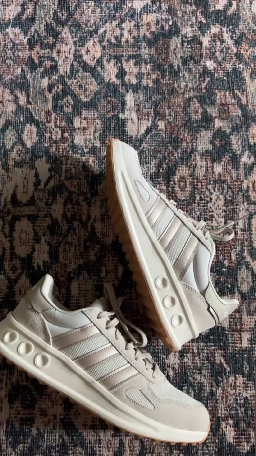 Sneakers on sale! 👀 tts

#LTKShoeCrush #LTKActive #LTKSaleAlert