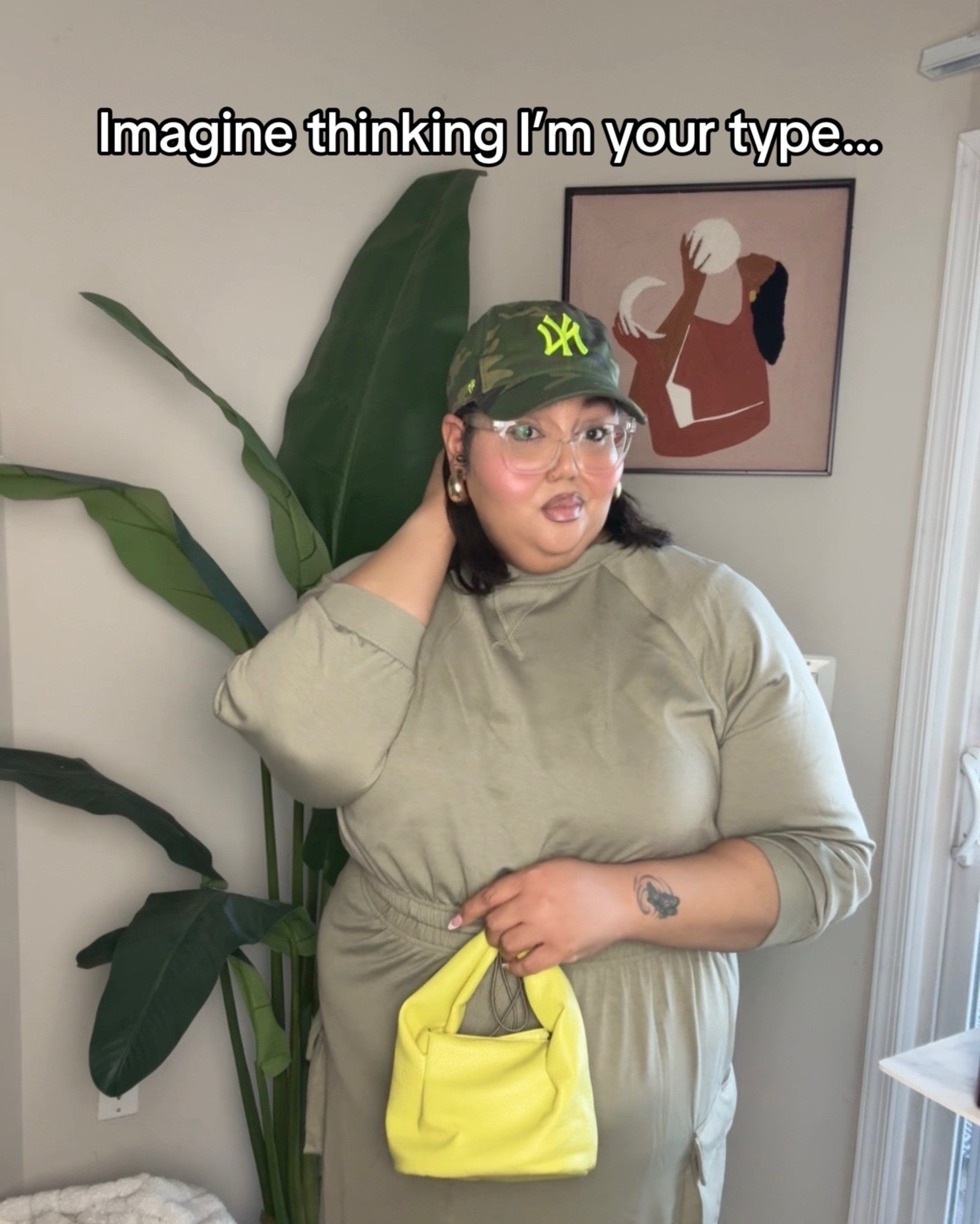 Green is having her main character moment — and I’m here for it. 💚
From cozy neutrals to chartreuse pops, this look proves effortless can still turn heads.


#LTKFindsUnder50 #LTKPlusSize #LTKStyleTip
