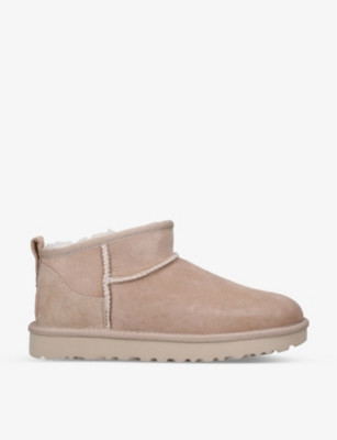 Classic Ultra Mini sheepskin boots | Selfridges