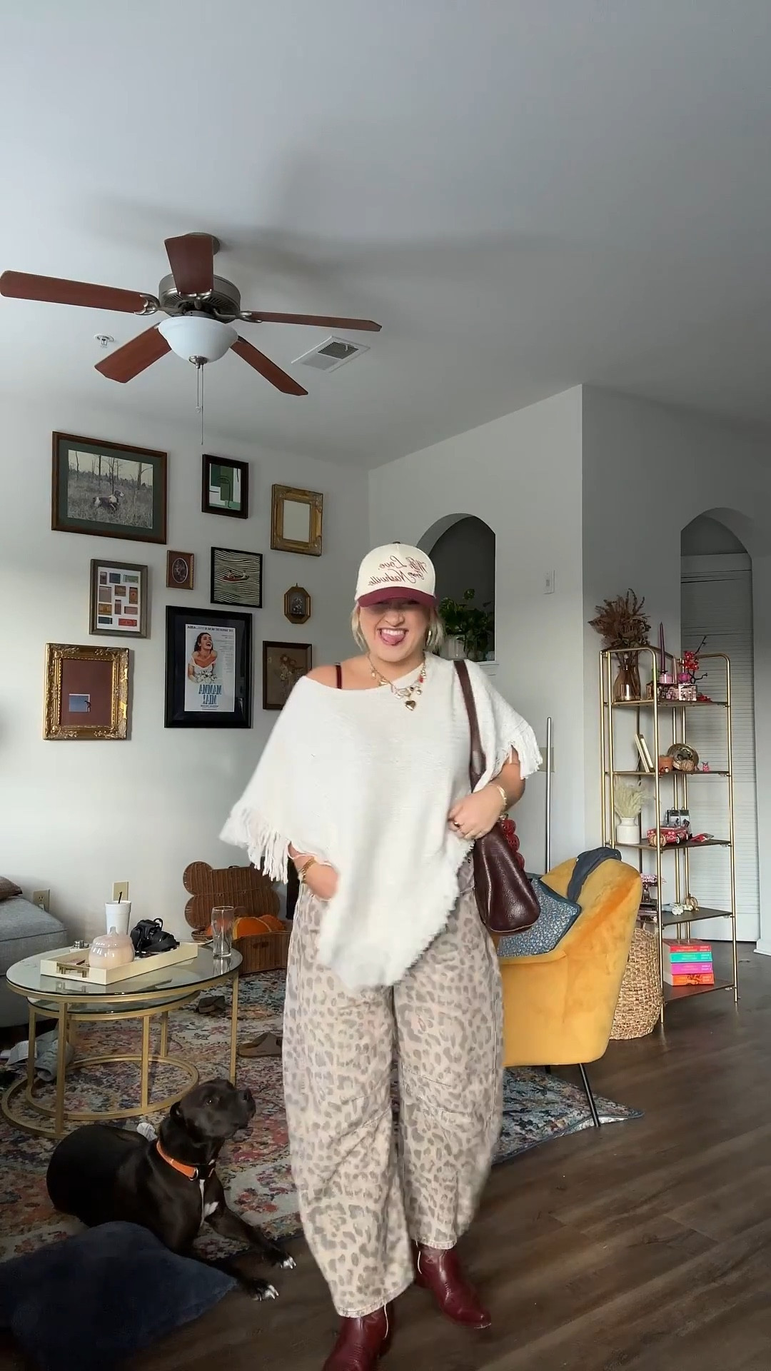 IN LOVE WITH THIS PONCHO FROM HOLLISTER!!! I got a size l/xl :)))

#LTKFindsUnder100 #LTKSeasonal #LTKMidsize