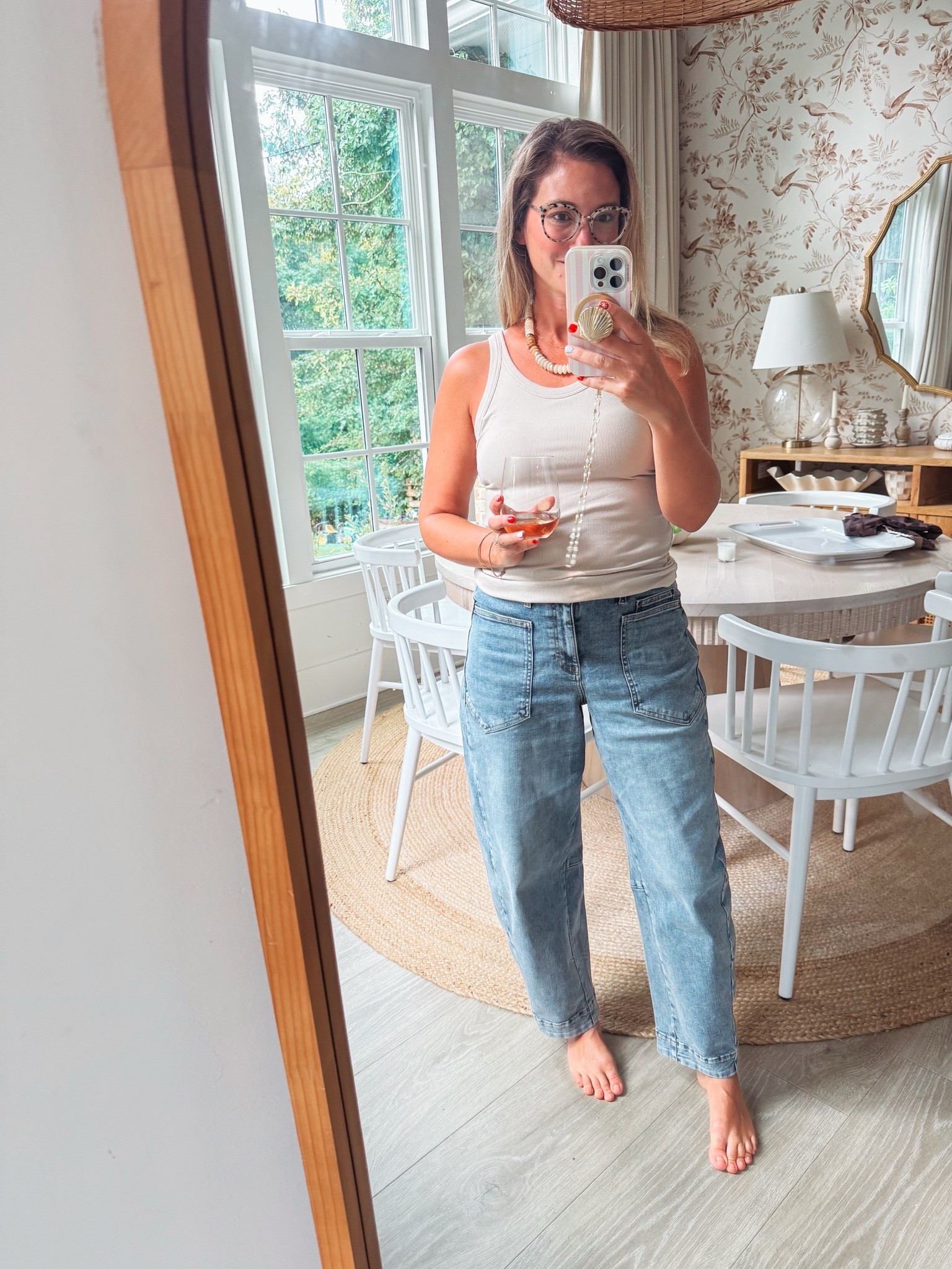 Love my new slouchy barrel leg jeans !

#LTKootd #LTKgrwm #LTKdayinmylife