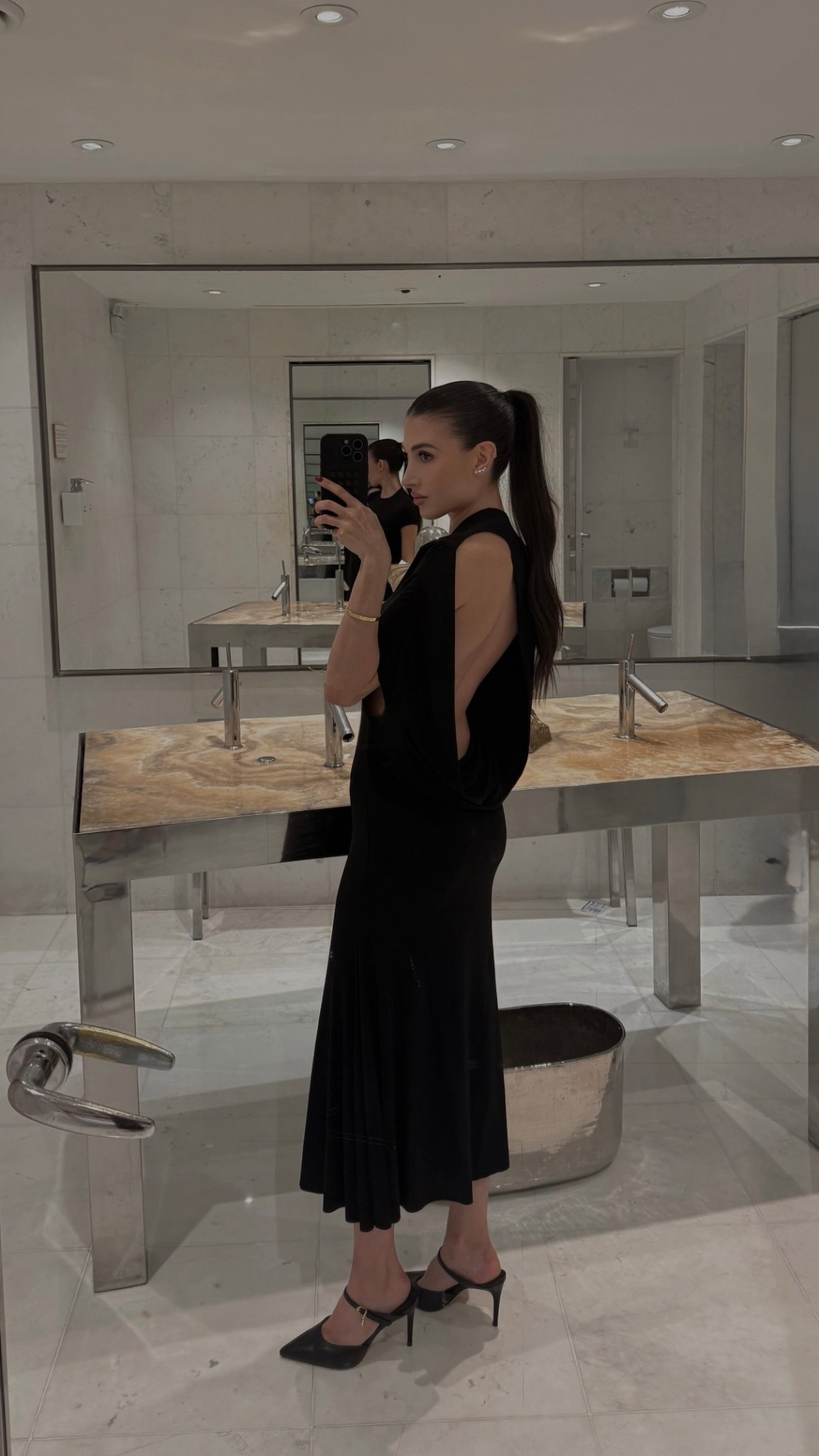 The perfect sexy chic black dress 🖤

#LTKootd #LTKgrwm #LTKSaleAlert