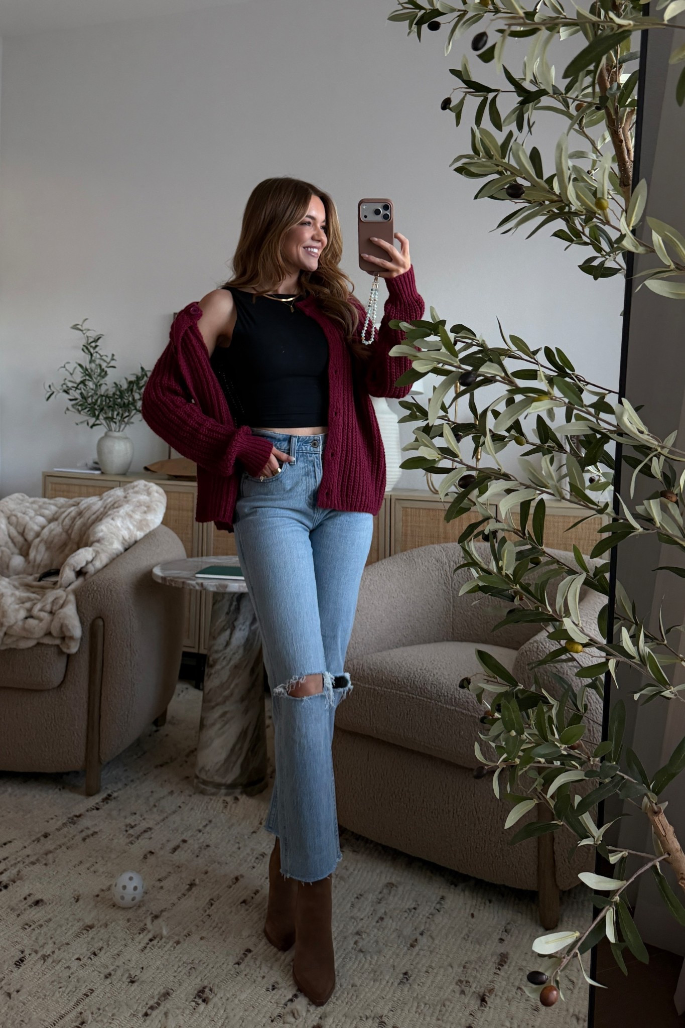 tank: xs // cardigan: small // jeans: 24 LONG (5’3)