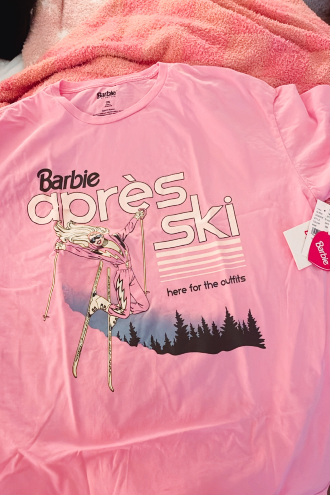 Me as a shirt🎀😭

#LTKSeasonal #LTKGiftGuide #LTKstyletip