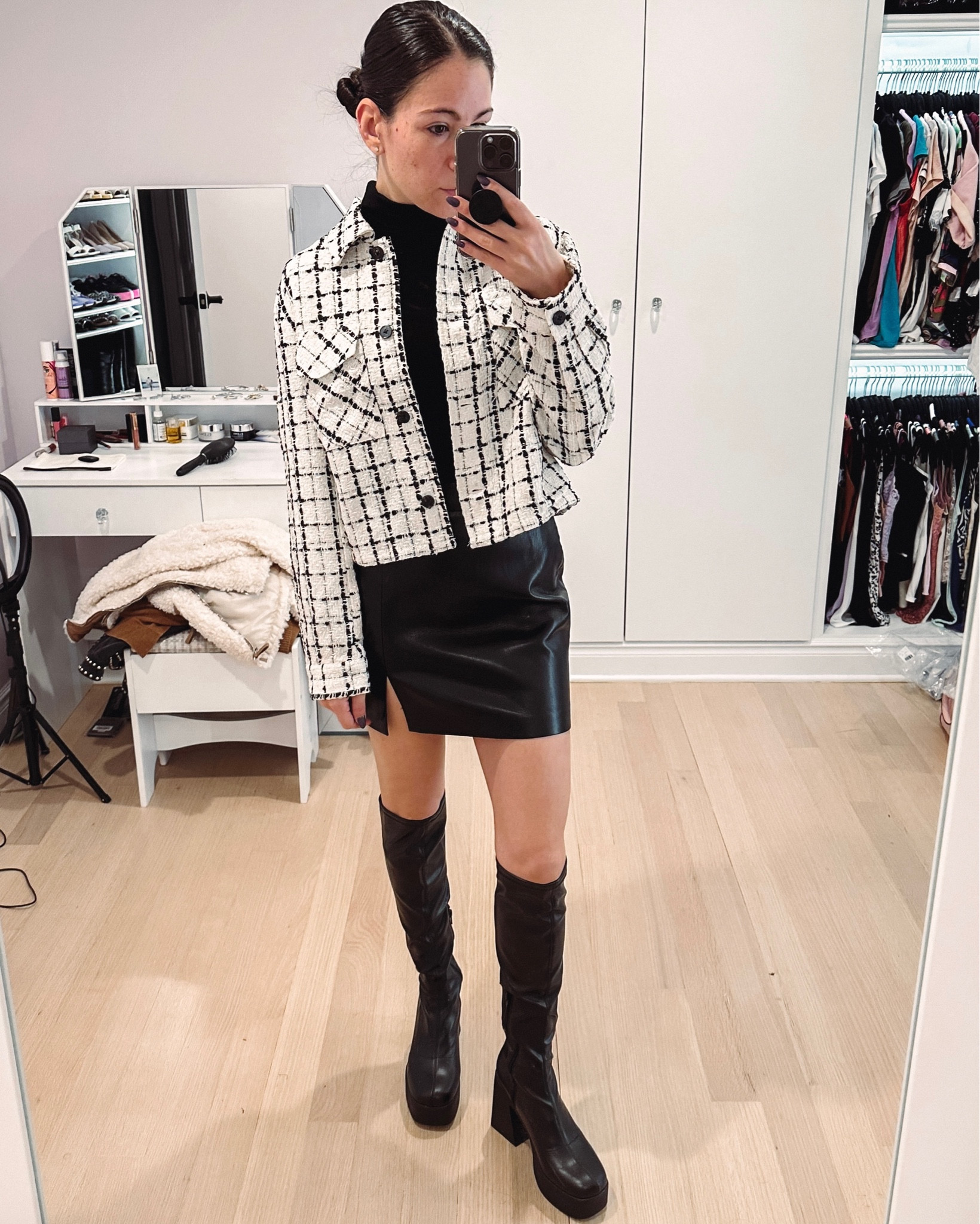 Extra 10% off $100 at express through LTK. Tweed sparkle jacket here with a wintery outfit. 

#LTKunder50 #LTKHoliday #LTKCyberweek