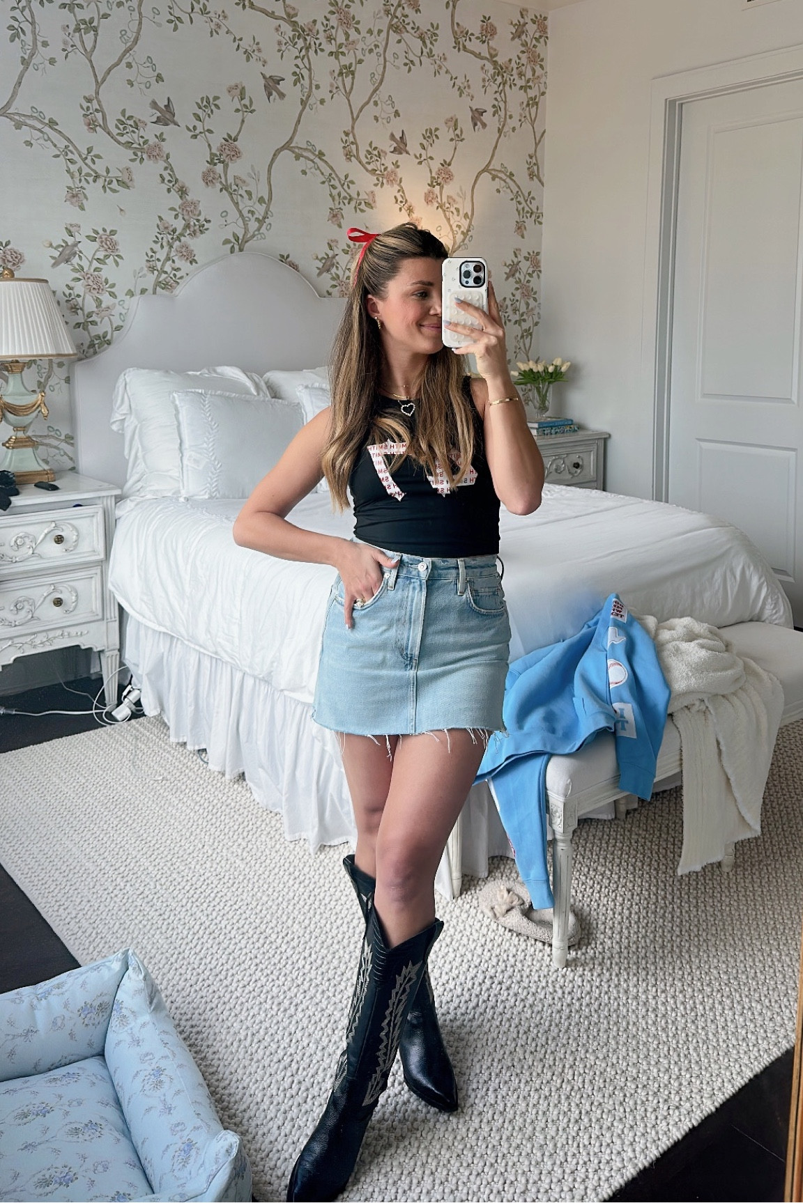 World Series GAME 1 OOTG!

skirt sized 25, sized down and cut hem an inch 
boots are Marc fisher & sold out linked similar ones 