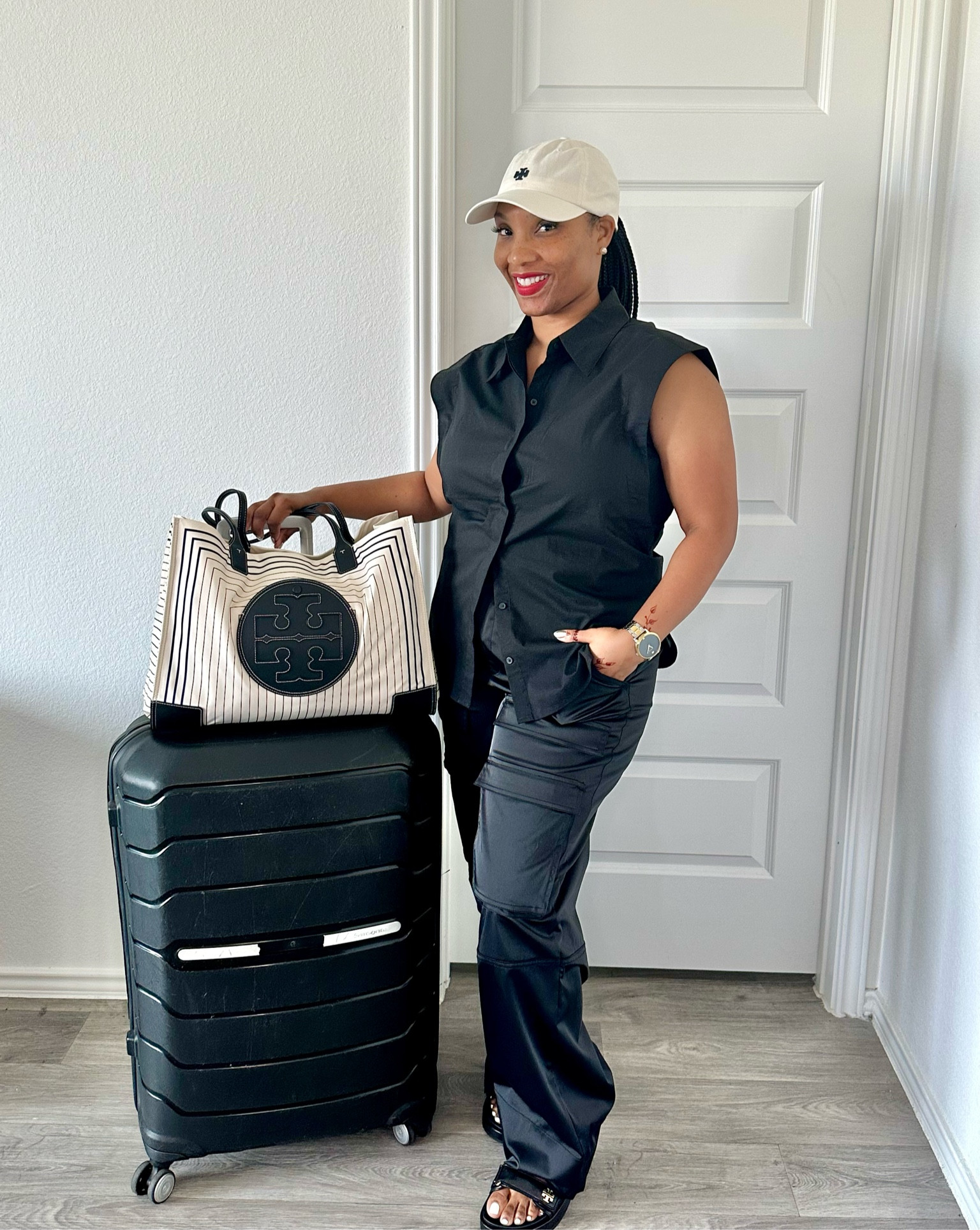 All Black Tory Burch Inspired Airport Outfit - Keep it Comfortable & Chic! 



#toryburch #allblackoutfits #allblack #outfits #ootd #airportlooks #airportoutfits #express #zara #amazon #women #fashion #style #cargopqnts

#LTKtravel #LTKmidsize #LTKstyletip