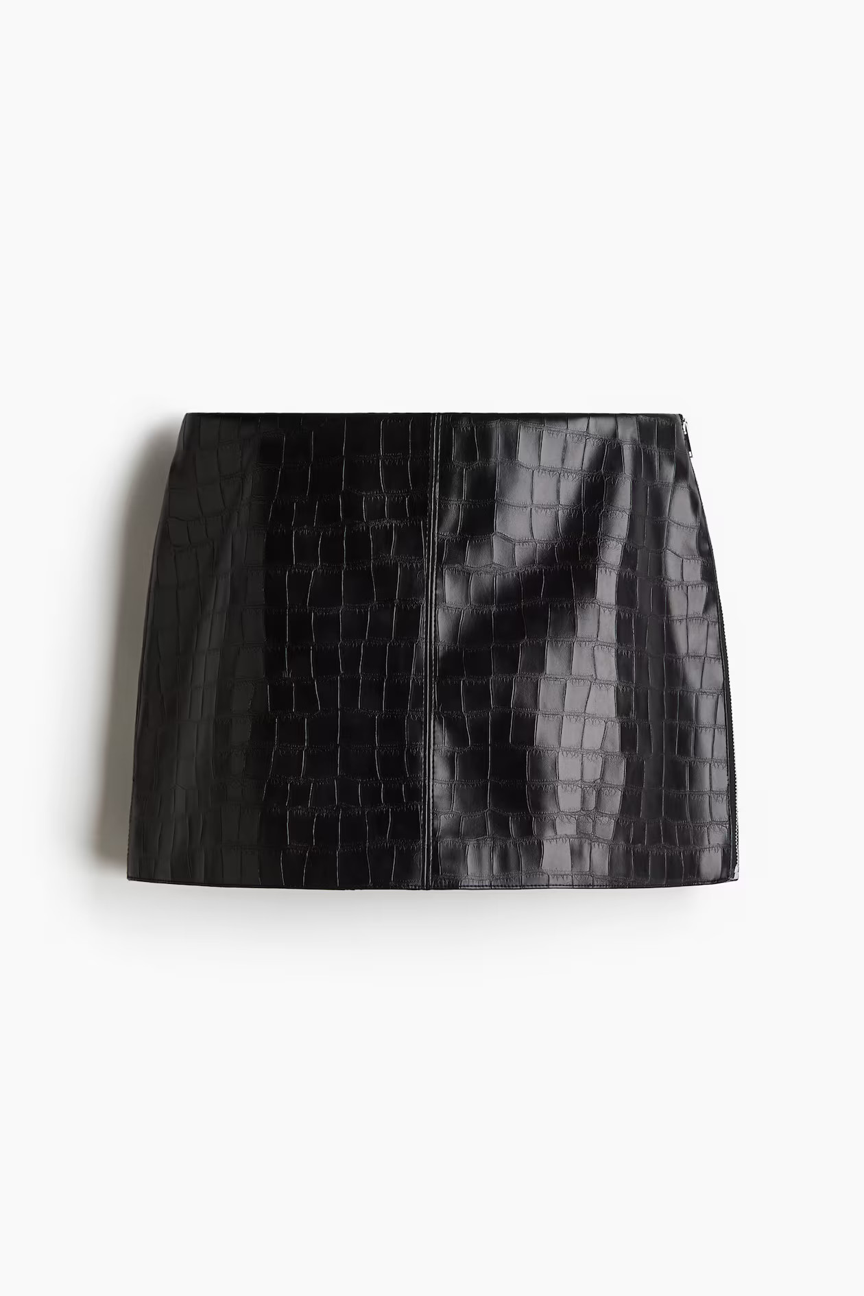 Crocodile-patterned mini skirt | H&M (UK, MY, IN, SG, PH, TW, HK)