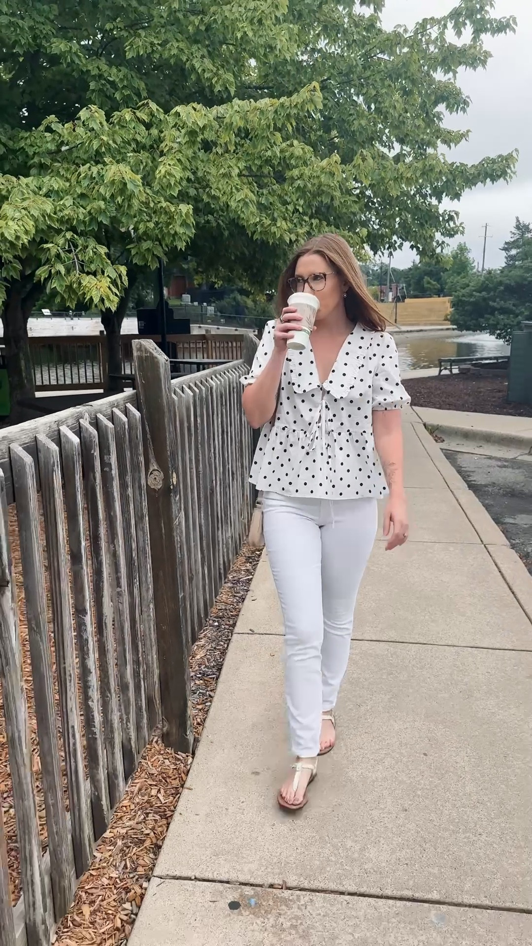 Coffee date look!

#LTKSeasonal #LTKFindsUnder50 #LTKStyleTip