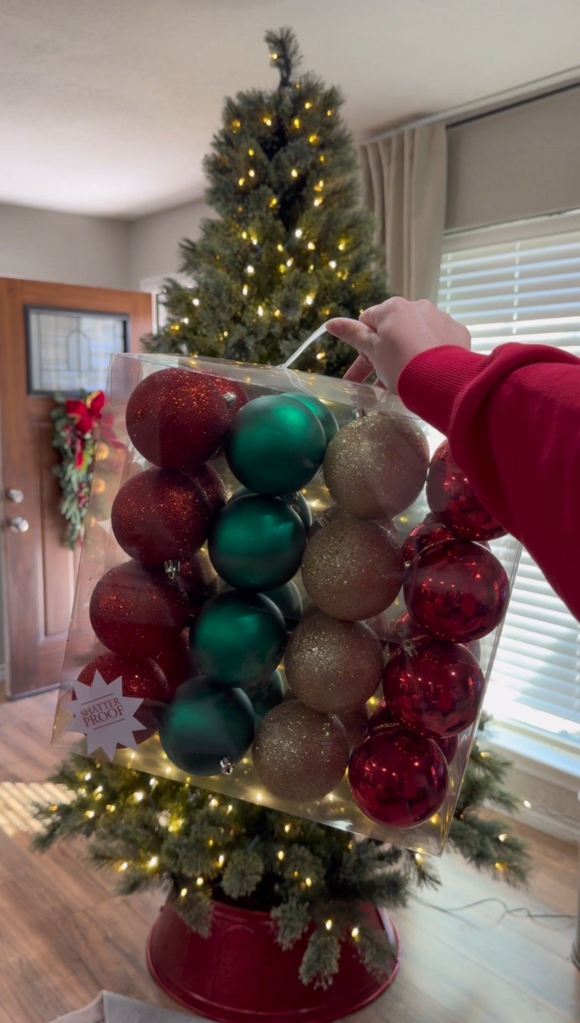 Traditional Christmas ornaments ❤️💚

#LTKSeasonal #LTKHoliday