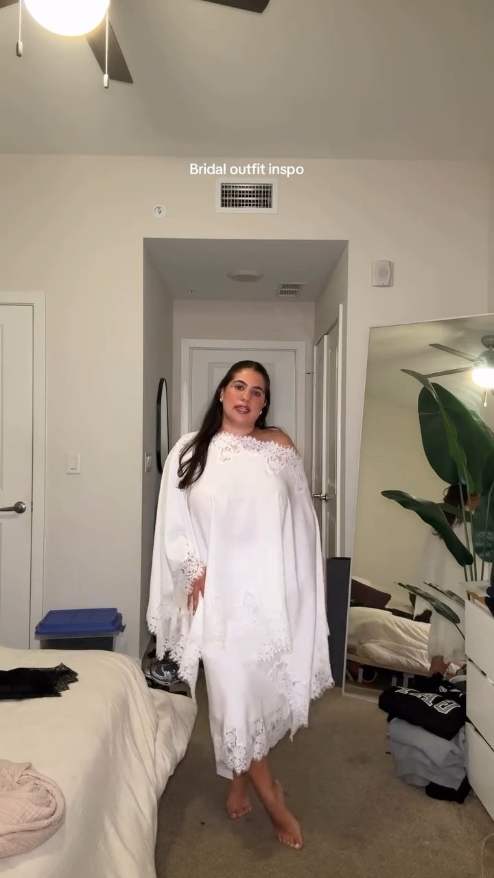 The most stunning two piece @thebekk 

#bridaloutfits #bridaloutfitideas #2026bride #outfitinspo #fashiontiktok