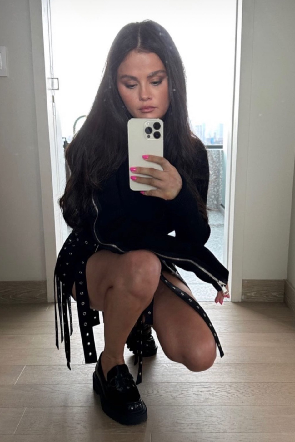 Selena 🖤🧷

#LTKstyletip #LTKSeasonal