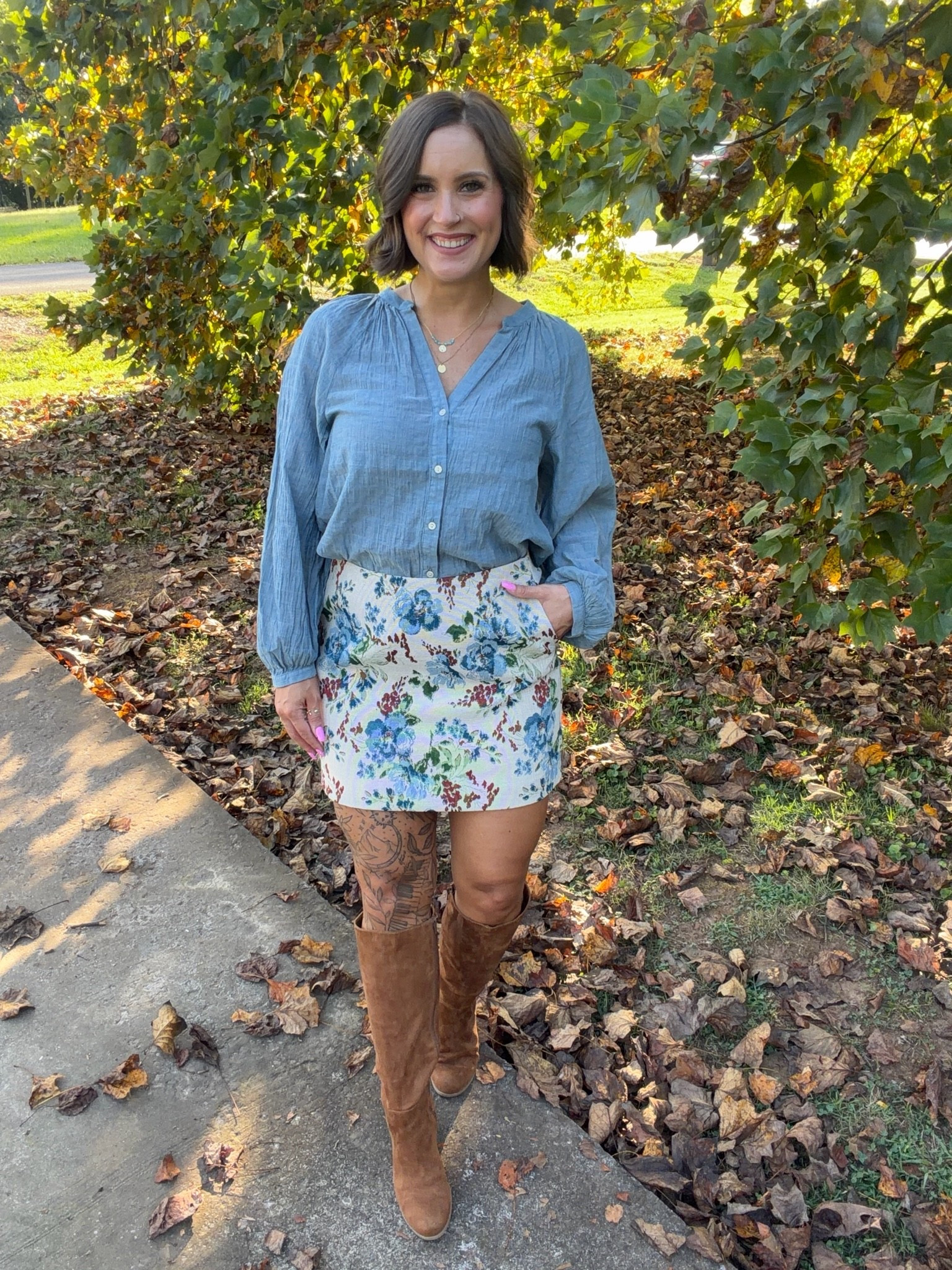 Might be my new favorite fall outfit! Wearing a 4 in the skirt and small in the top. Boots are old but I’ve linked similar. @Target @Walmart

#LTKSeasonal #LTKWorkwear #LTKootd
