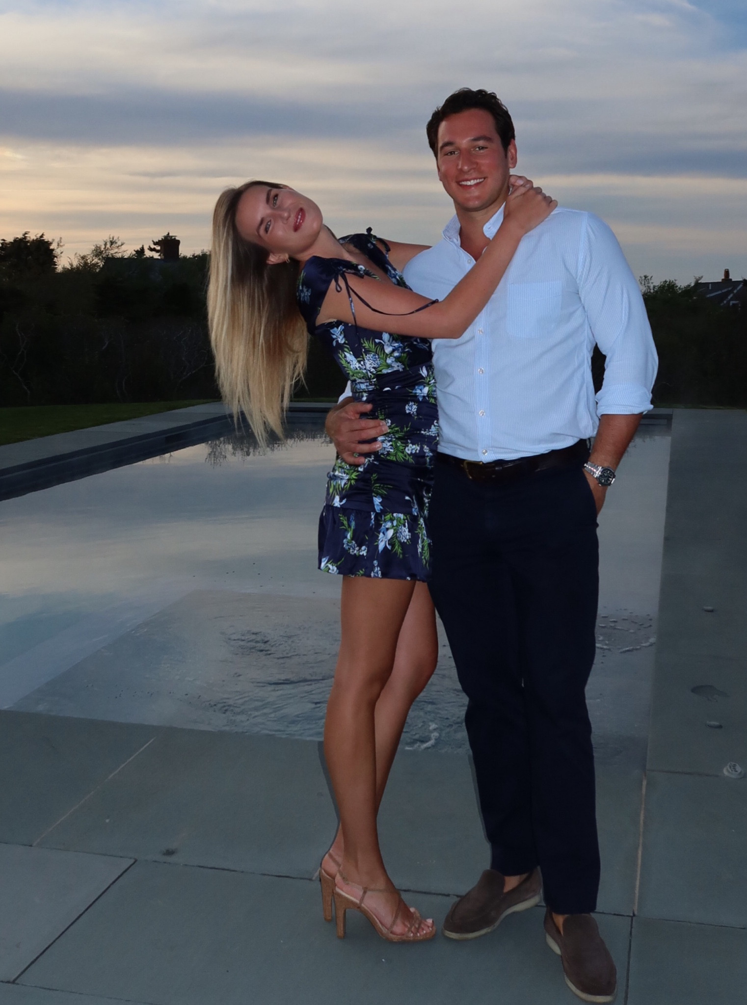 Summer mini dress 

Wearing size 00

#summerdress #minidress #dropwaistdress #veronicabeard #floraldress 

#LTKStyleTip #LTKParties #LTKSeasonal