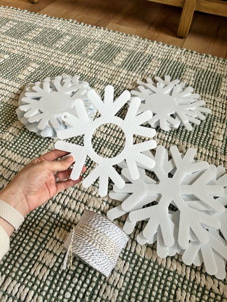 DIY snowflakes for our outdoor trees 💚✨🎄 #christmas #christmascraft #christmas2022 

#LTKHoliday #LTKSeasonal #LTKhome