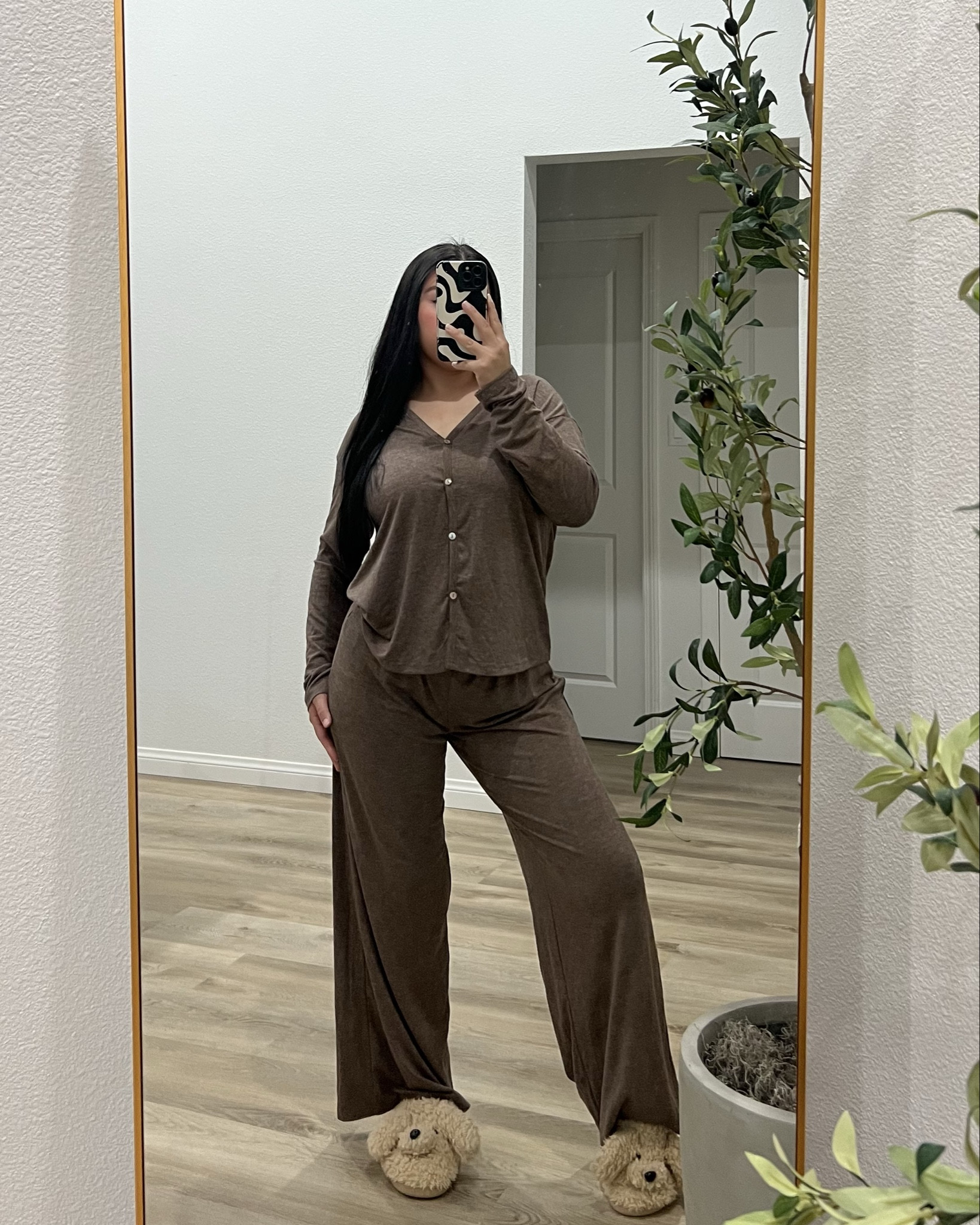 This colorrrrr🤎🧸🤌🏼

#LTKmorningroutine #LTKselfcare #LTKSaleAlert