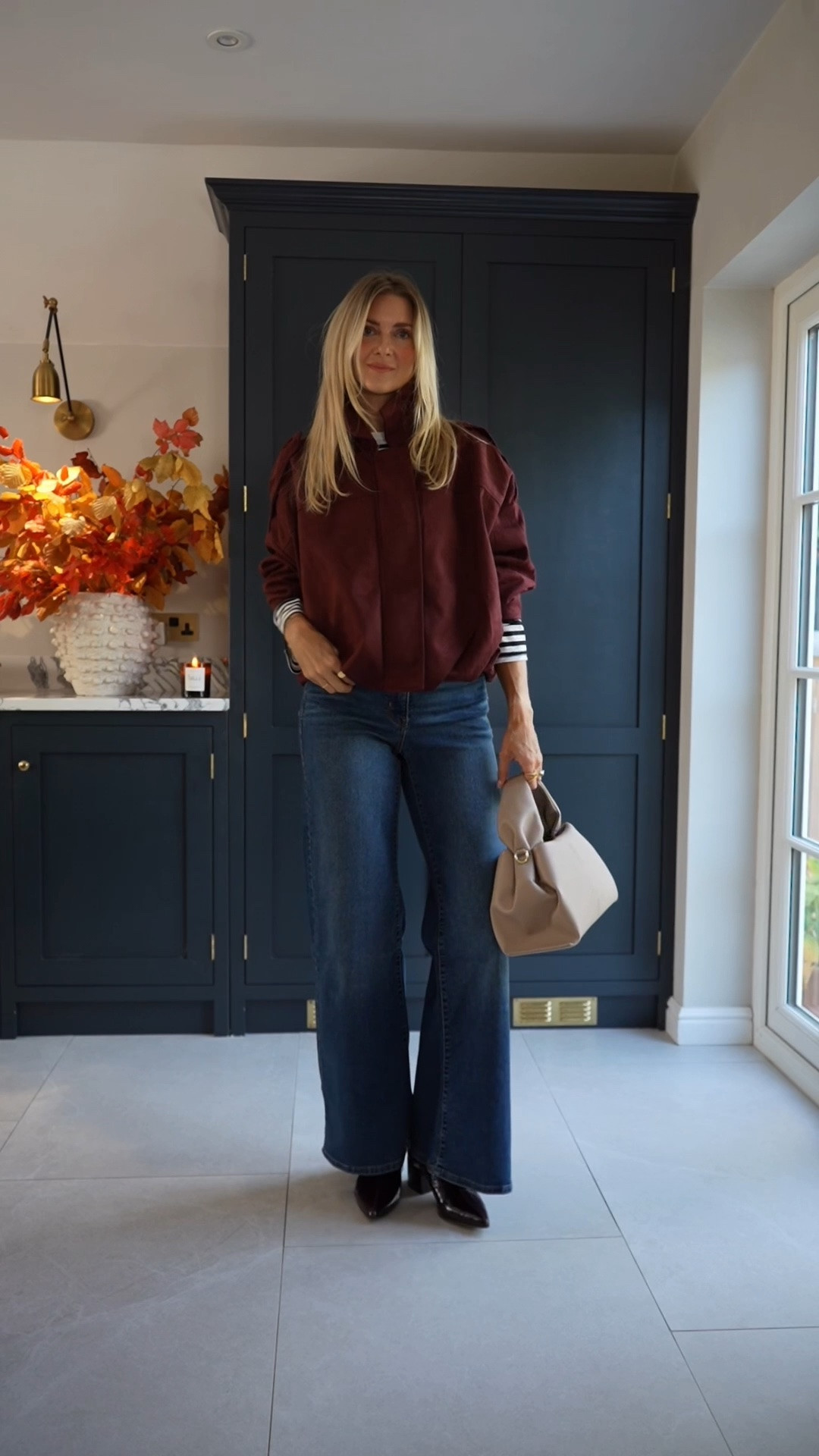 Perfect easy autumnal outfit.

Wearing a medium in the stripe top.
Small in the jacket 
Went for the 32 leg in the jeans (I’m 5ft 7)

Ad @amazonuk