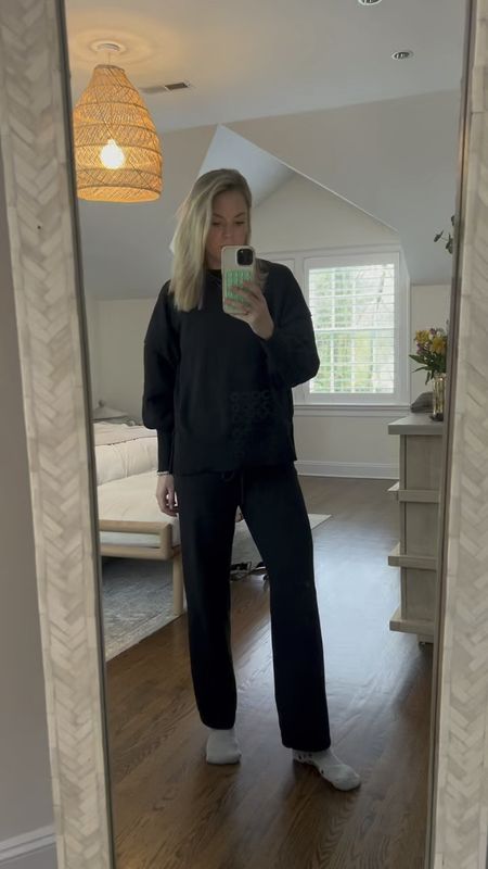 Amazon lounge set under $50- wore this home from the hospital & perfect for postpartum.  

Wearing size small and I’m 5’5 (the pants shrunk a little in the dryer, just fyi, you may want to hang dry or size up 

postpartum, pregnancy, maternity, hospital bag 

#LTKbump #LTKfindsunder50