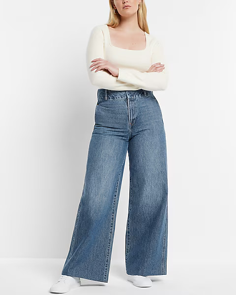 Super High Waisted Medium Wash Baggy Wide Leg Jeans | Express